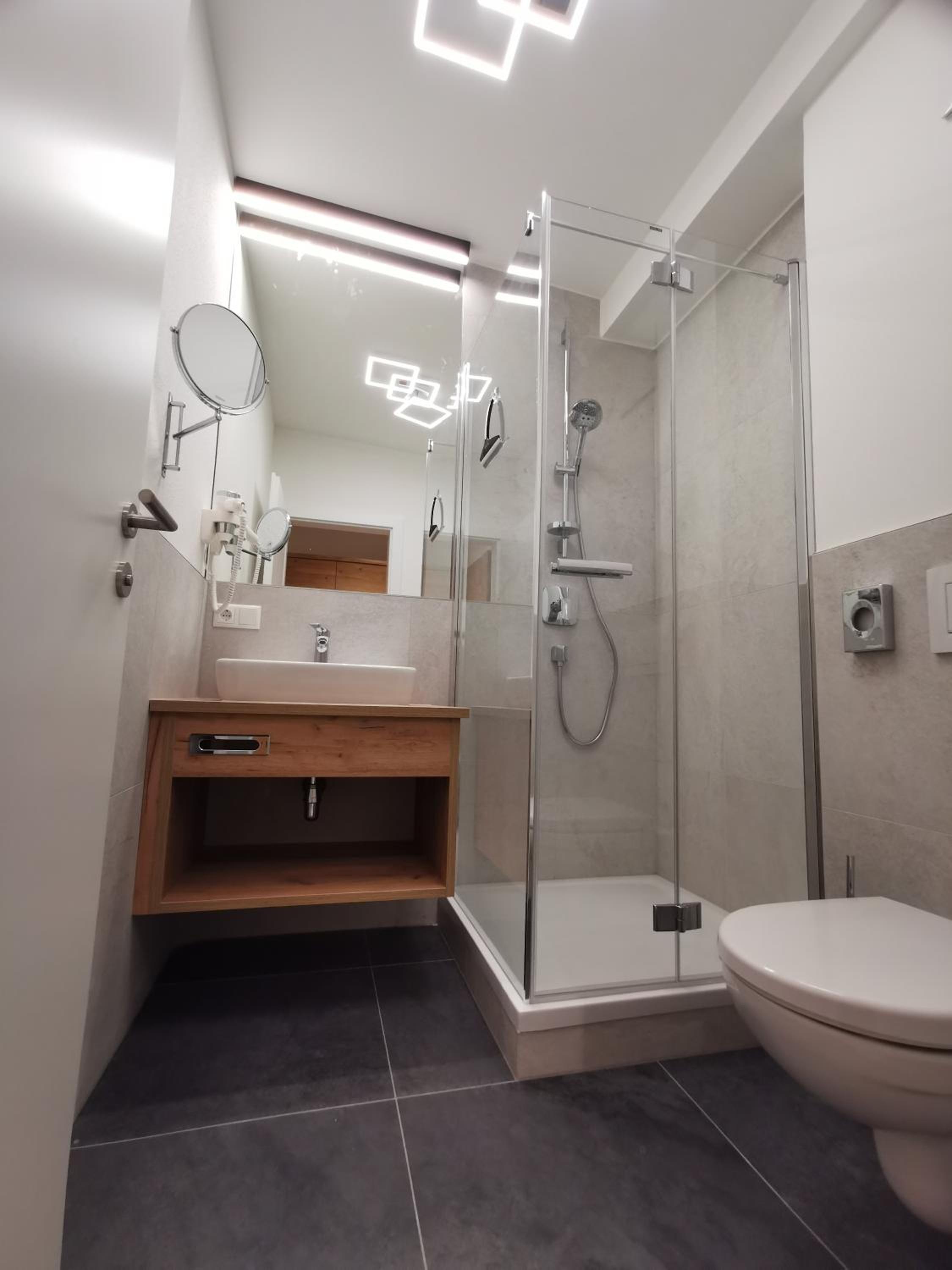Deluxe Double or Twin Room with Mountain View photo 2