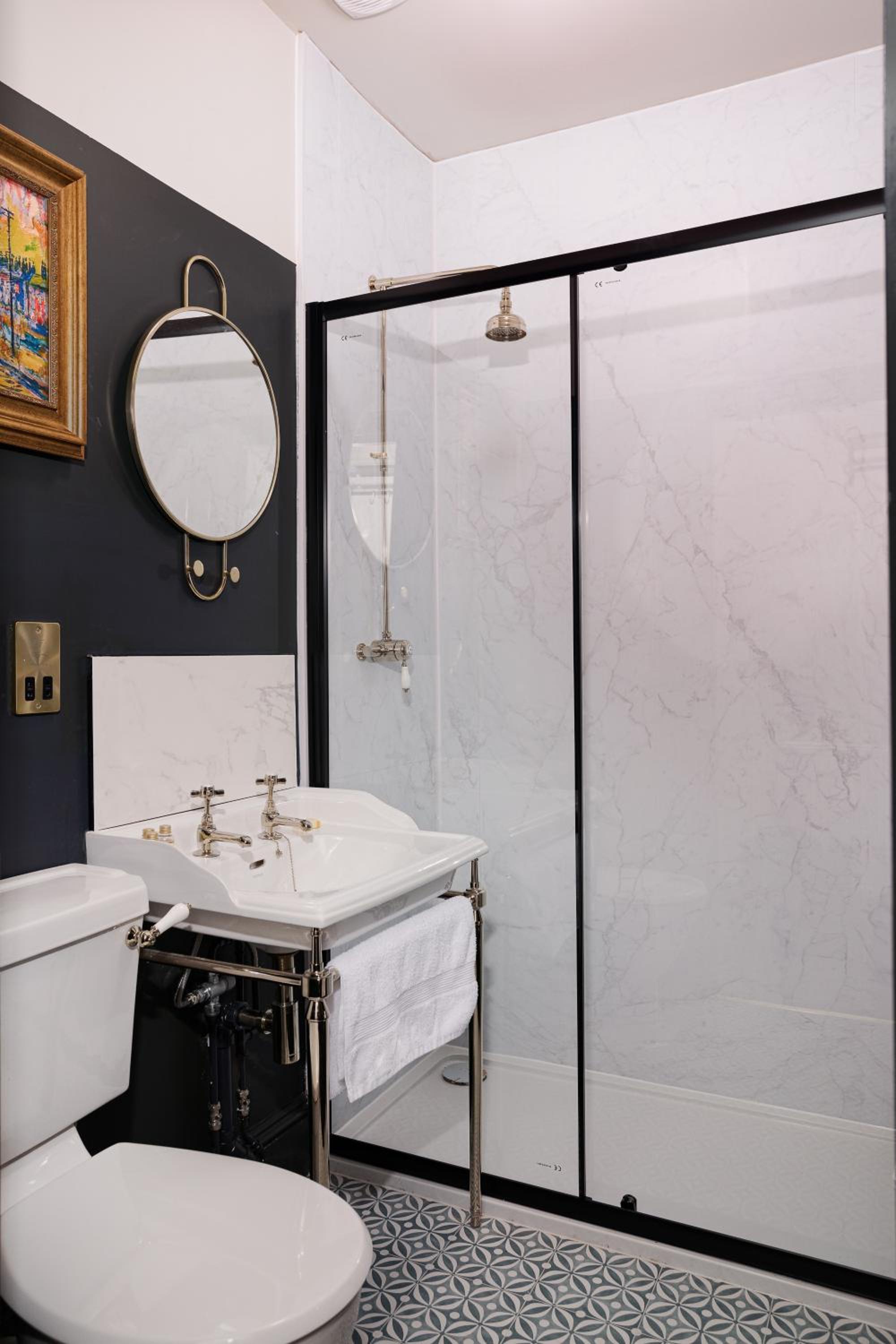 Deluxe Double Room with Shower photo 2