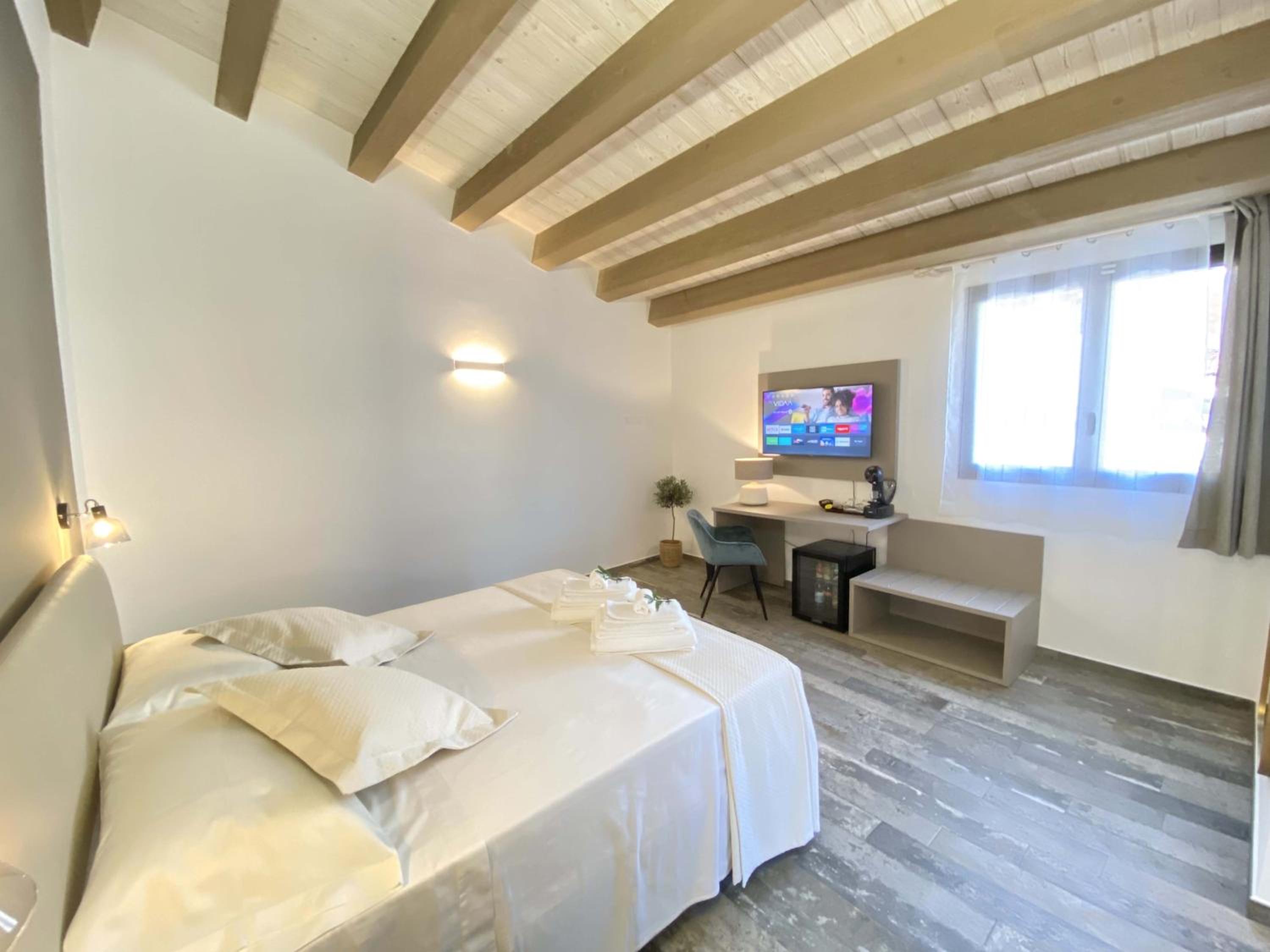 Triple Room with Terrace