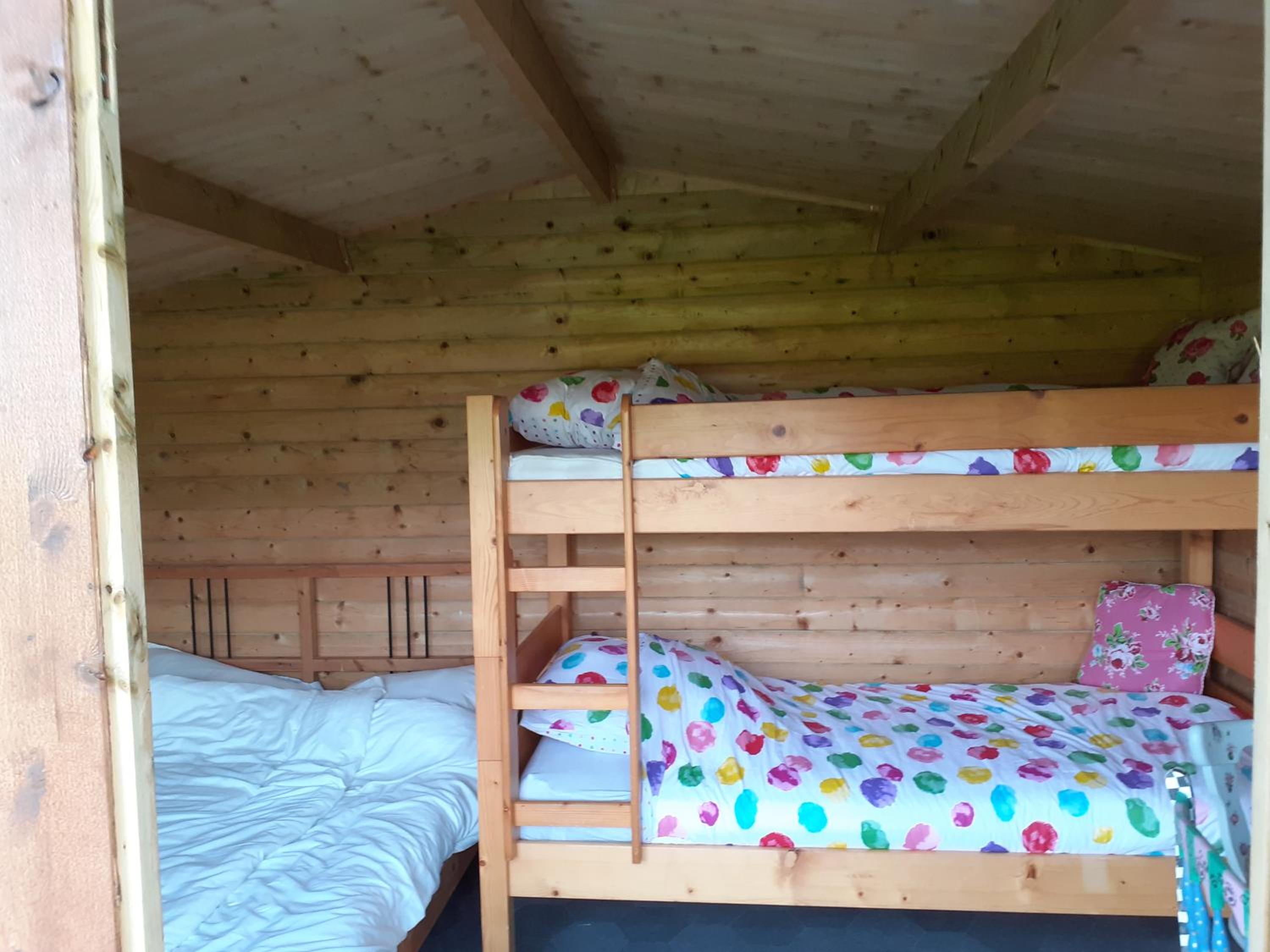 Quadruple Room with Terrace - Photo 2