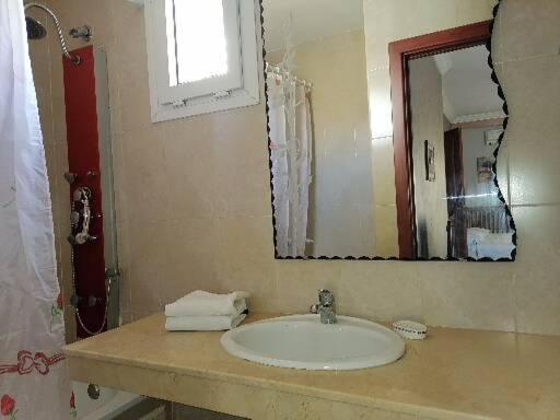 Deluxe Apartment - Photo 34