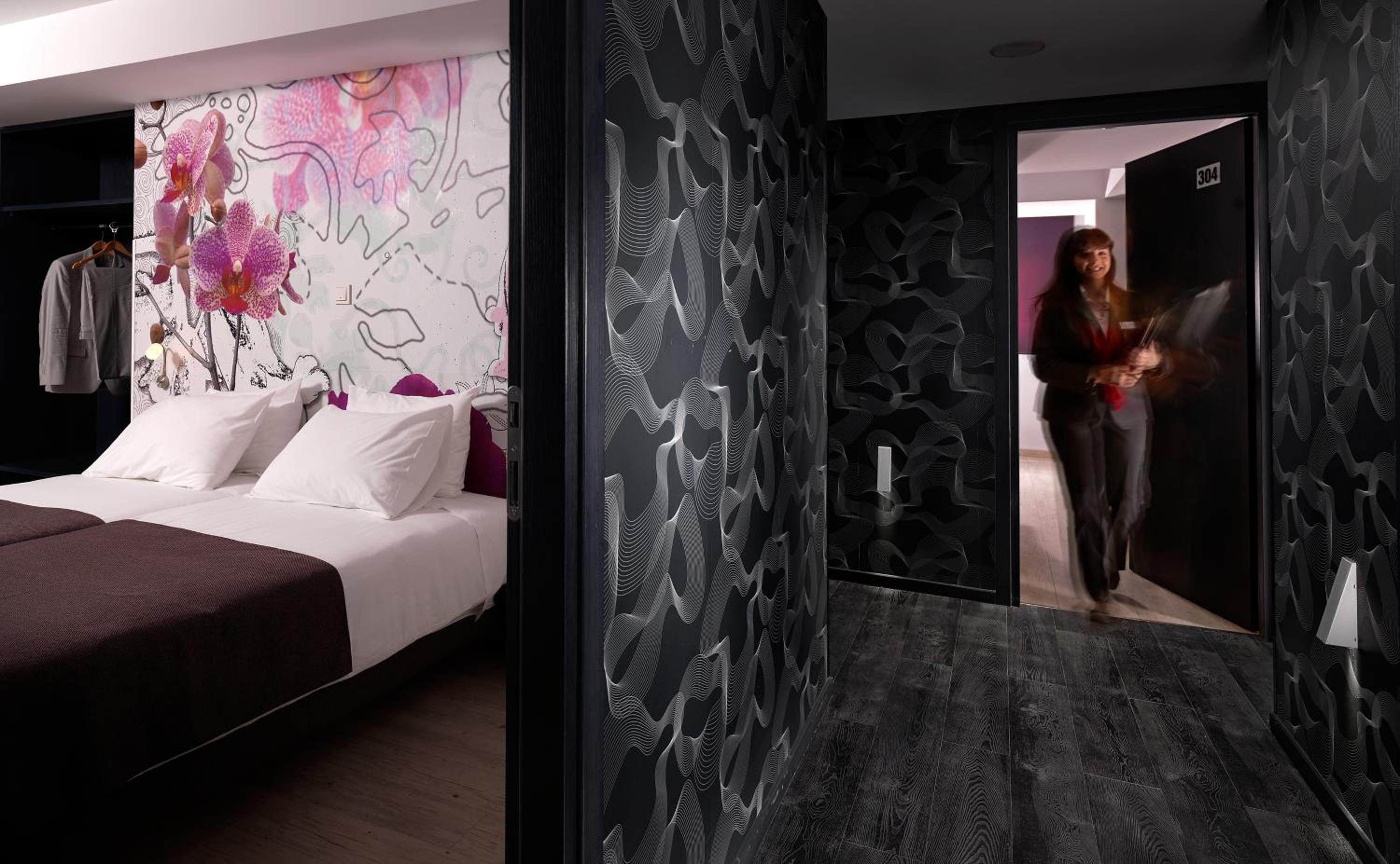 Double or Twin Room - Photo 4