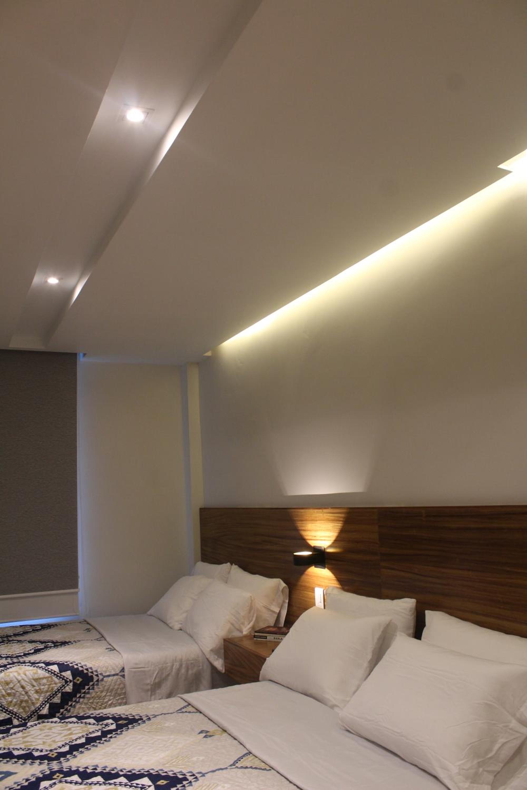 Deluxe Double Room with Two Double Beds - Photo 15