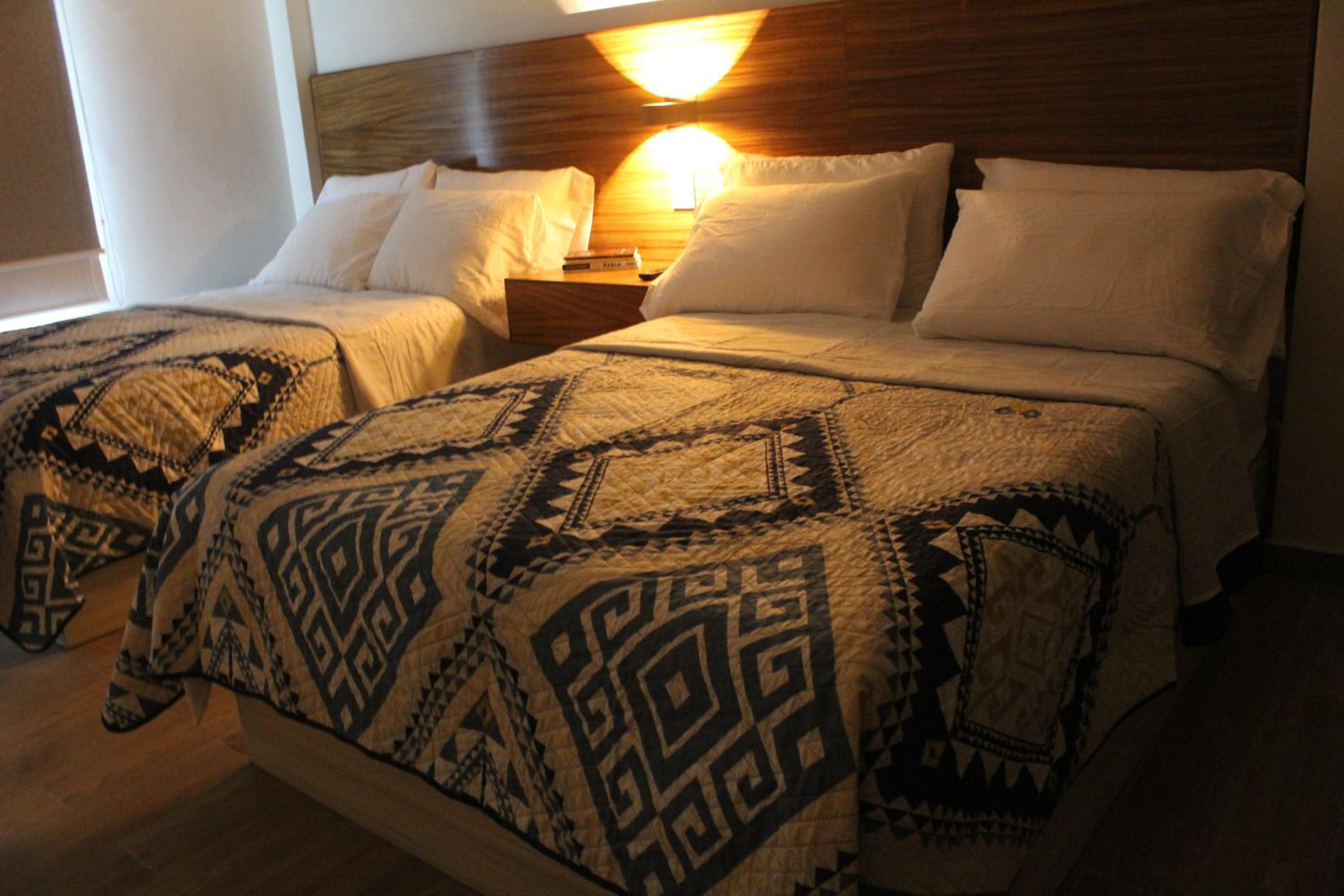 Deluxe Double Room with Two Double Beds - Photo 1
