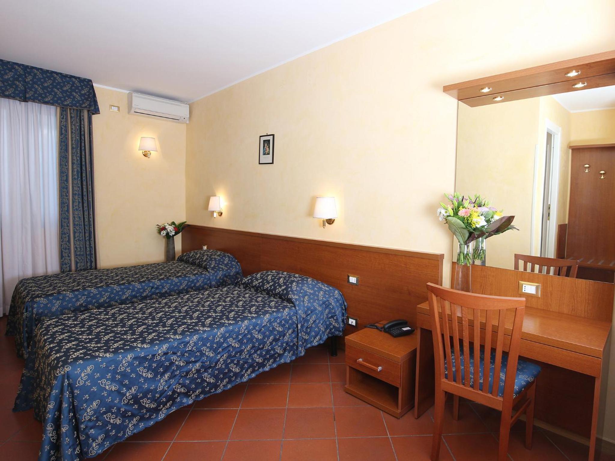 Superior Double or Twin Room photo 1