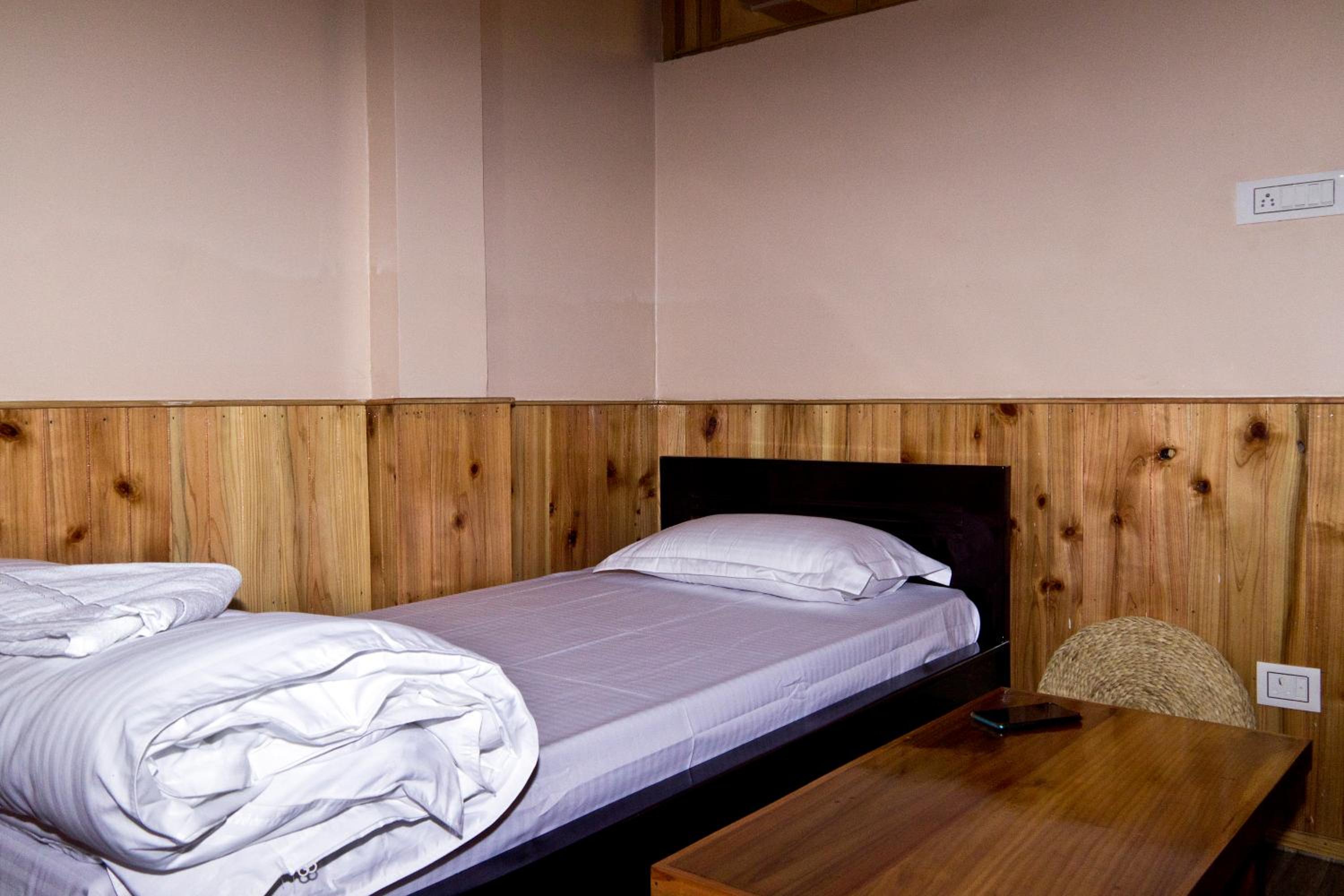 Triple Room with Terrace photo 1