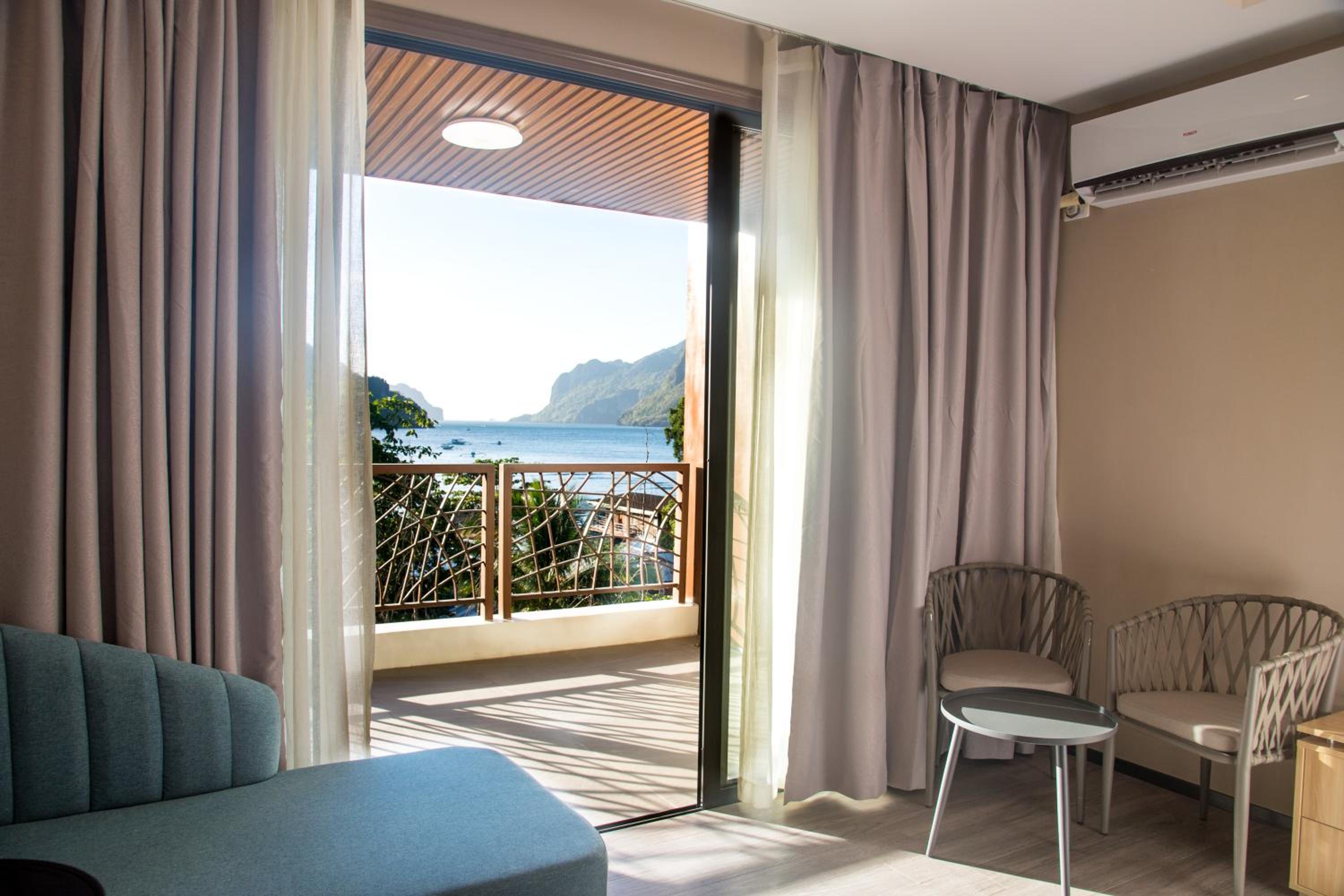 King Room with Sea View photo 3