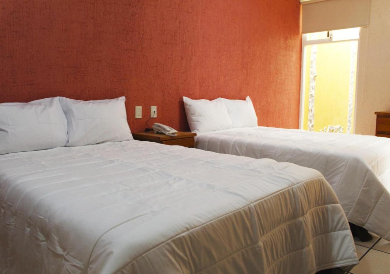 Double Room with Two Double Beds photo 2