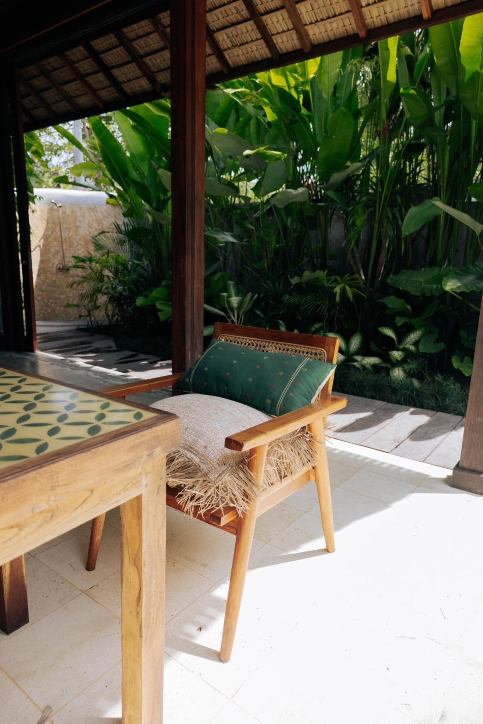 Villa with Private Pool - Photo 6