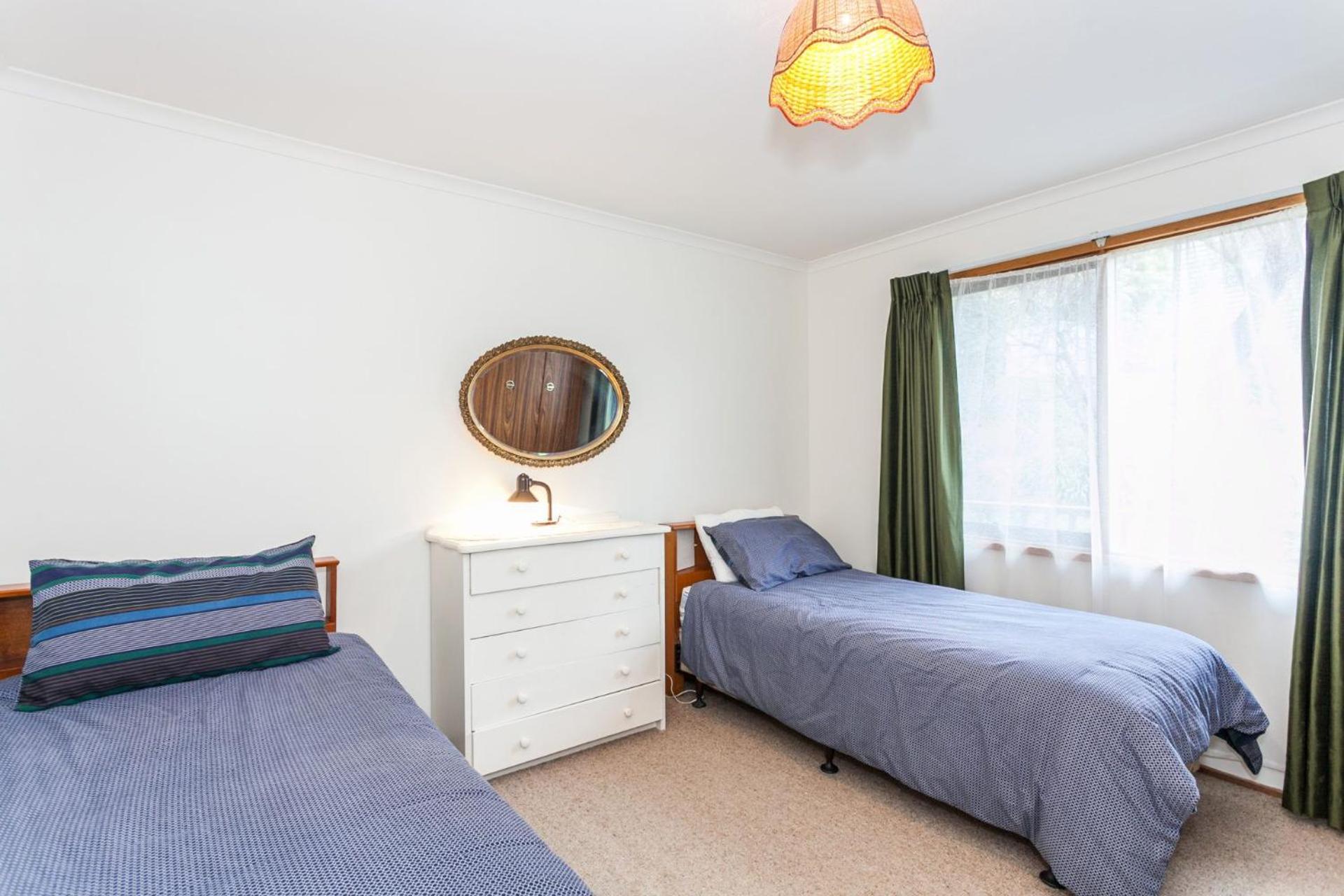 Four-Bedroom House photo 3
