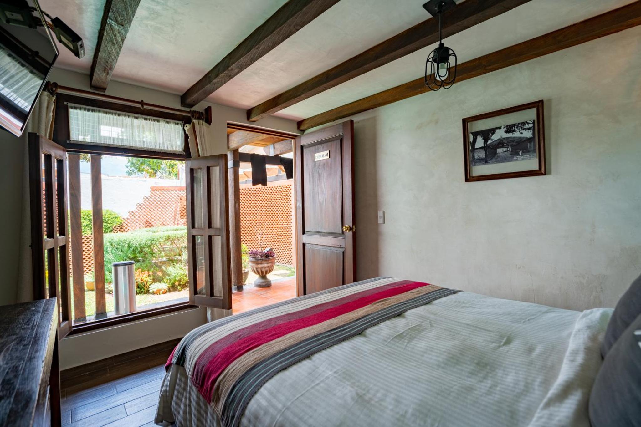 Double Room with Garden View photo 3