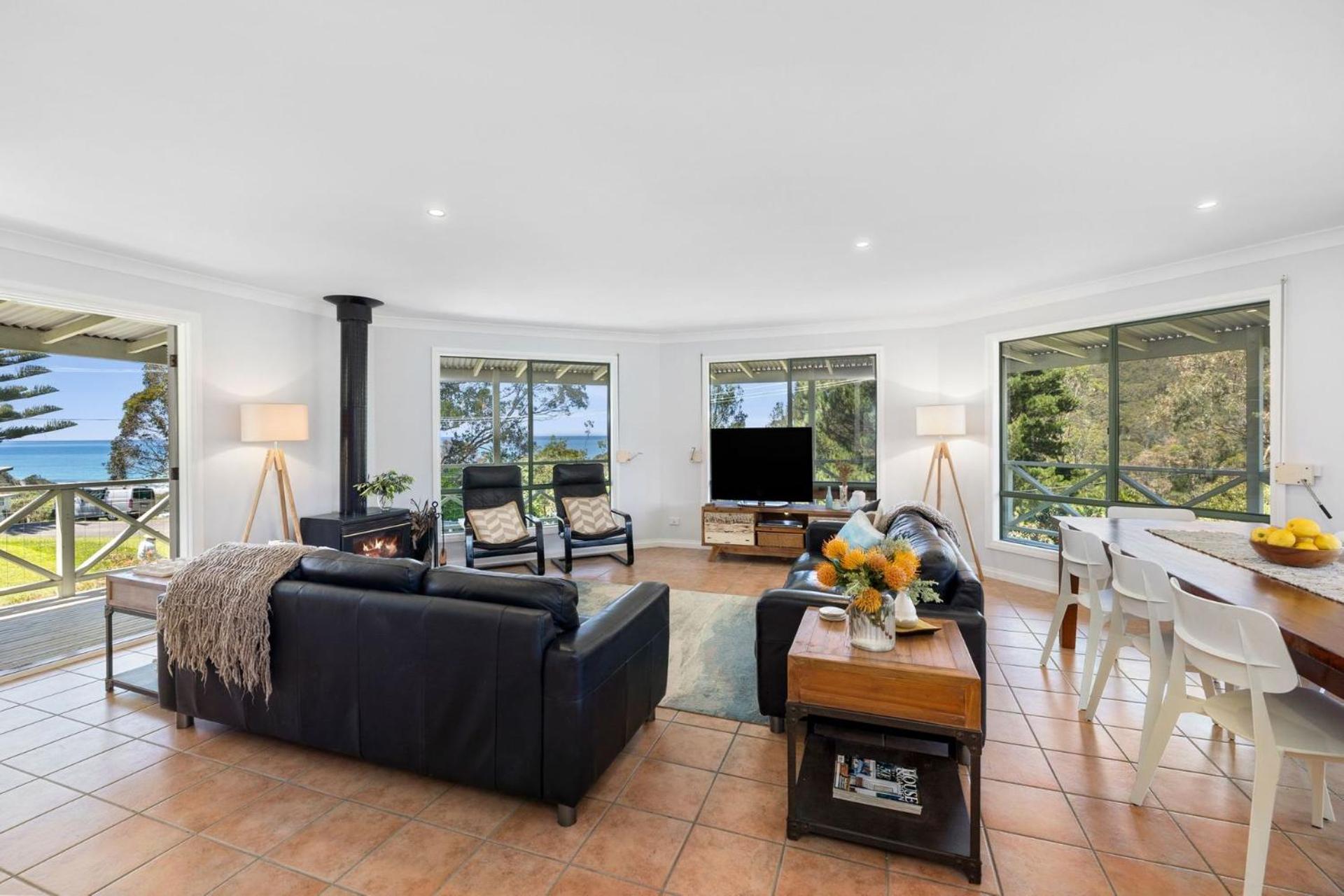 Three-Bedroom House photo 1