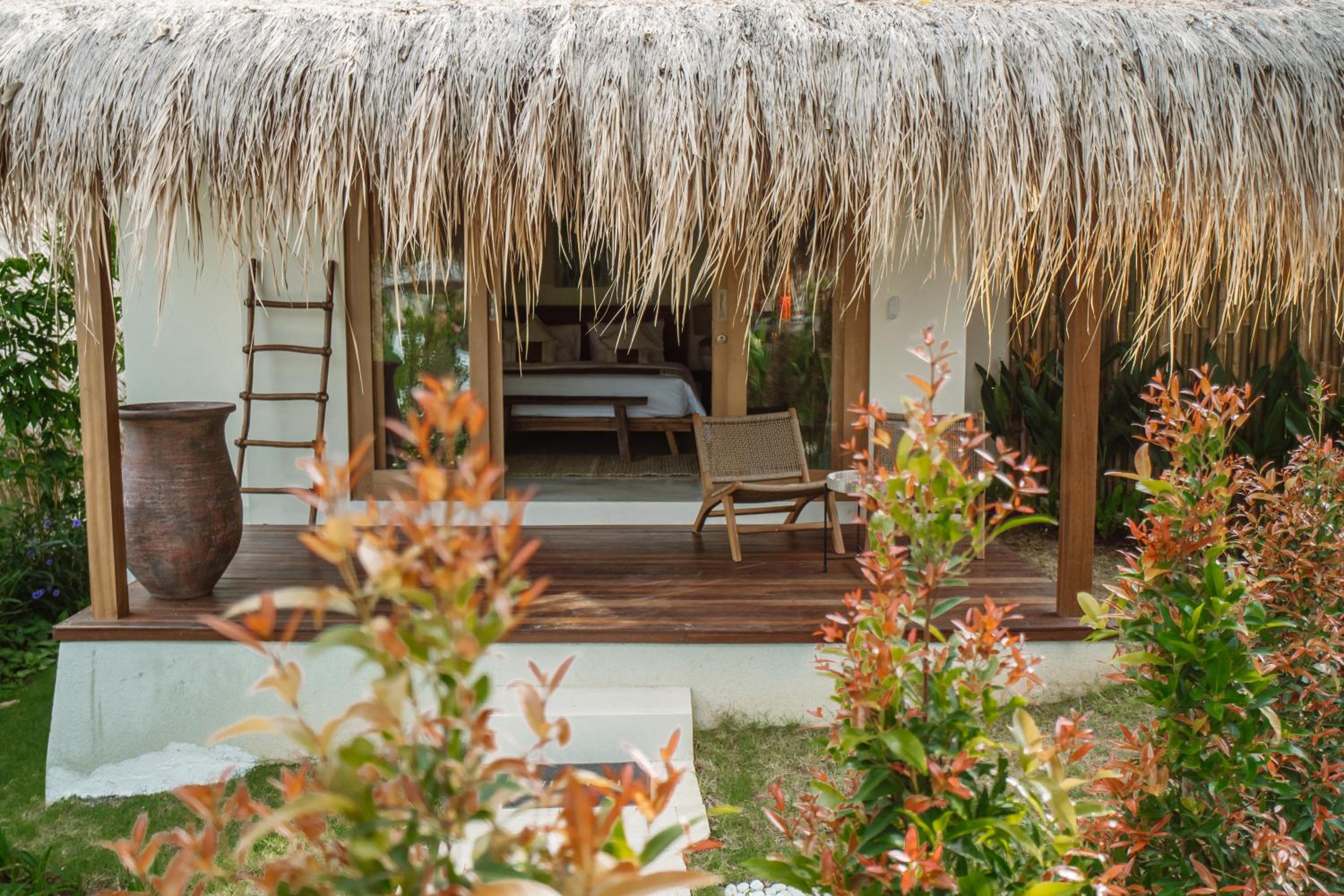 Bungalow with Garden View