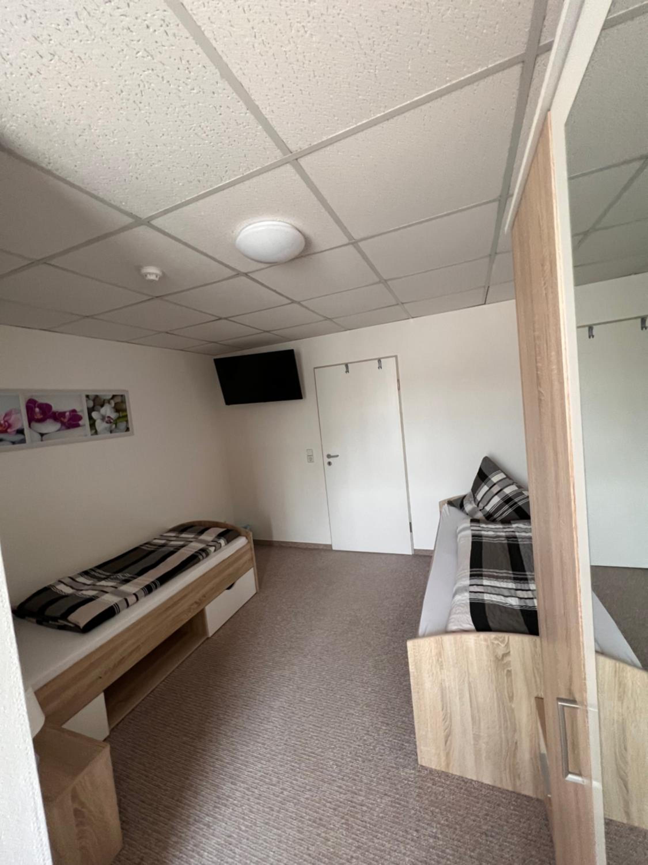 Double or Twin Room photo 3