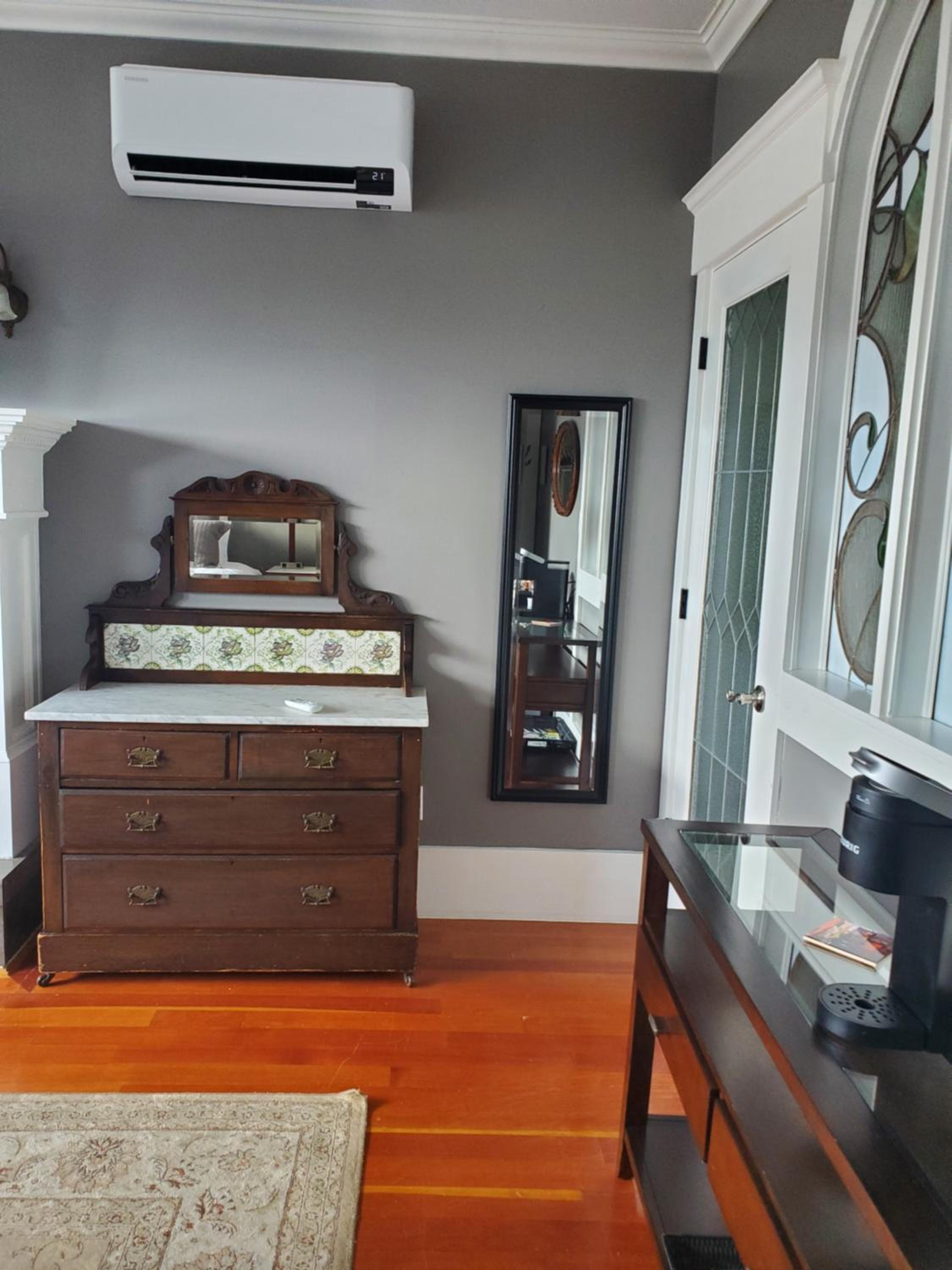 Deluxe King Room photo 1