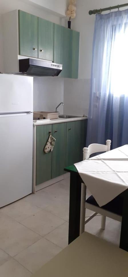 Double Room with Garden View - Photo 4