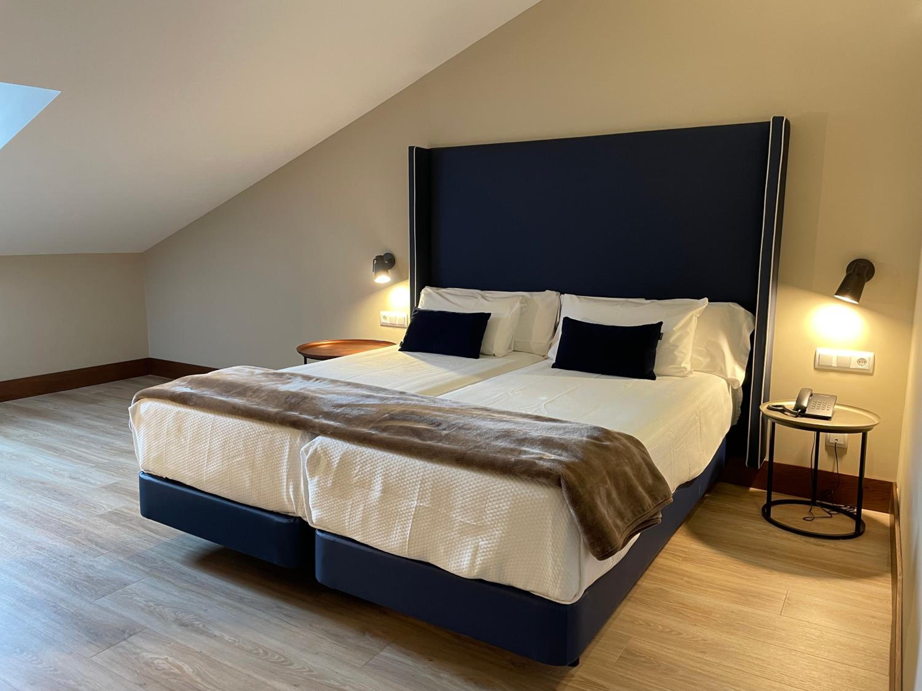 Attic Double Room - 2 beds