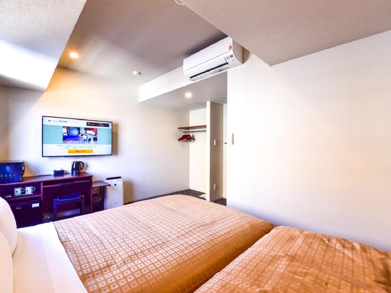 Twin Room - Non-Smoking - Photo 1