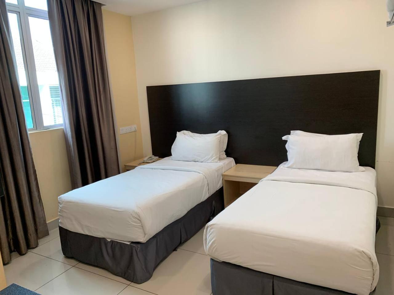 Standard Twin Room photo 1