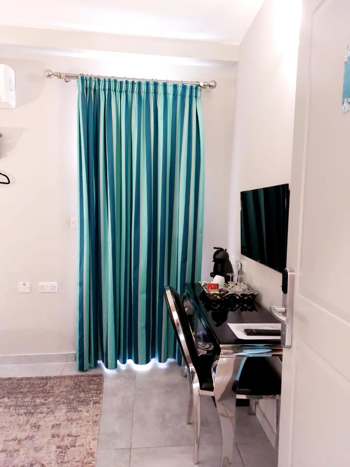 Double Room with Terrace - Photo 7