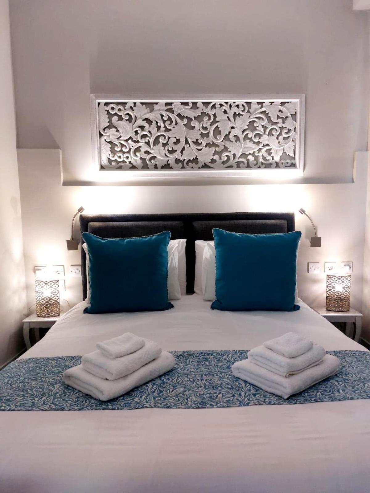 Double Room with Terrace - Photo 5