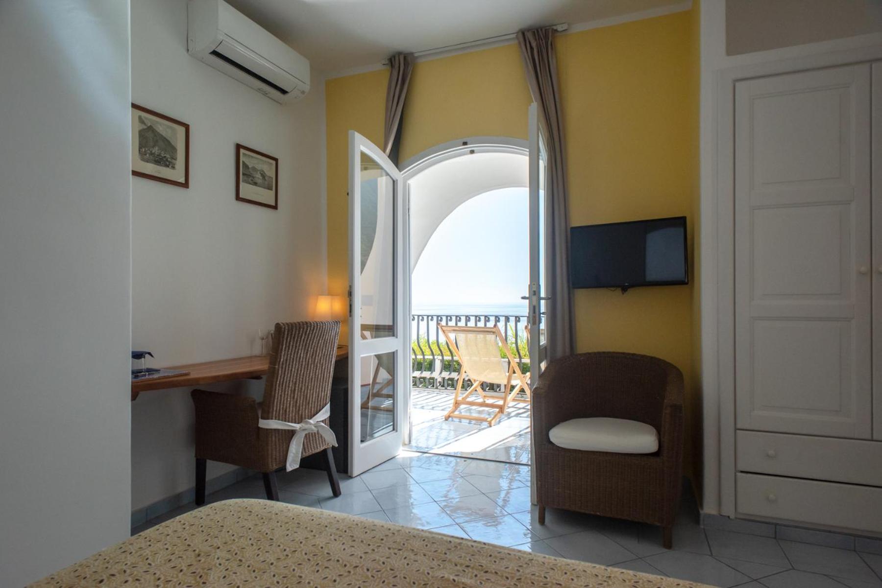 Premium Double or Twin Room with Sea View