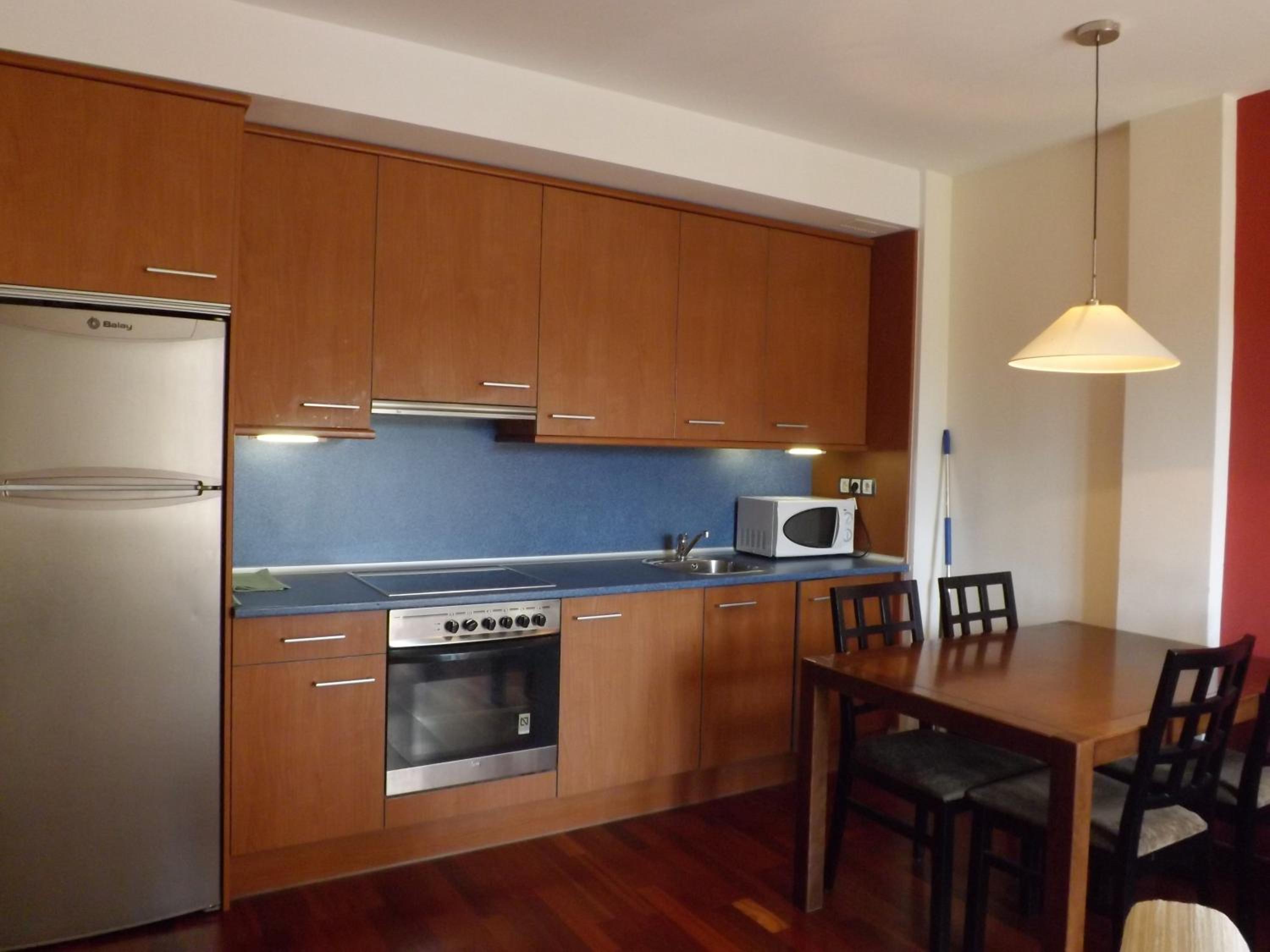 Apartment (4 Adults) photo 3