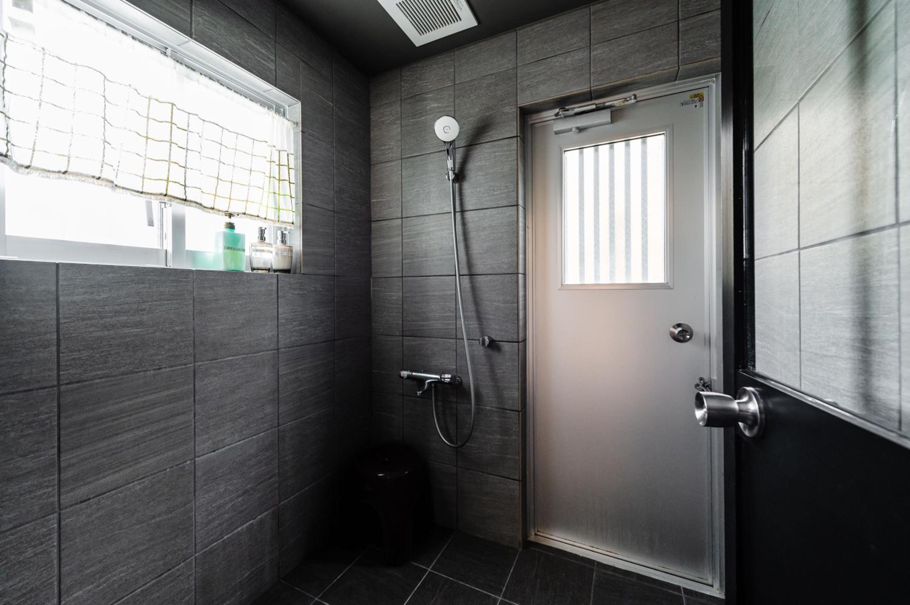 Two-Bedroom Villa - Photo 26