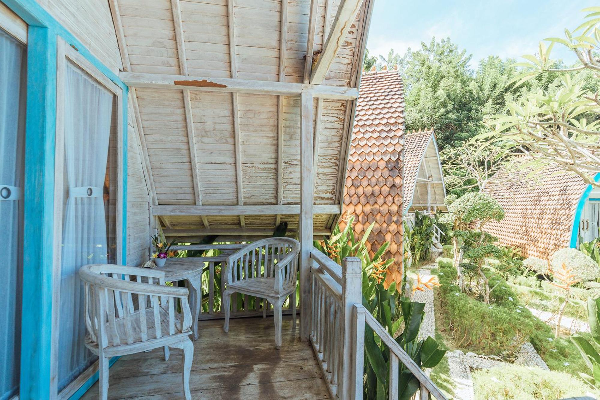 Deluxe Double Room with Balcony - Photo 7