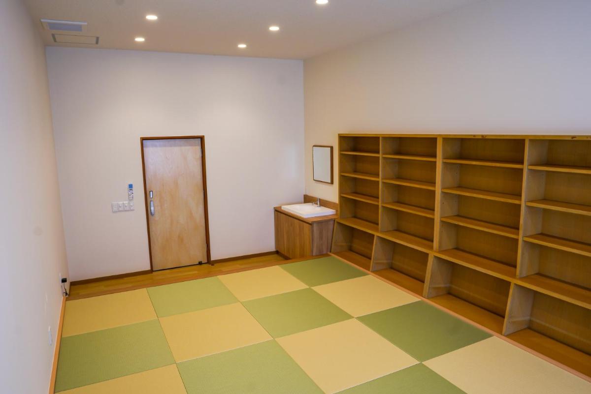 Japanese-Style Quadruple Room photo 3