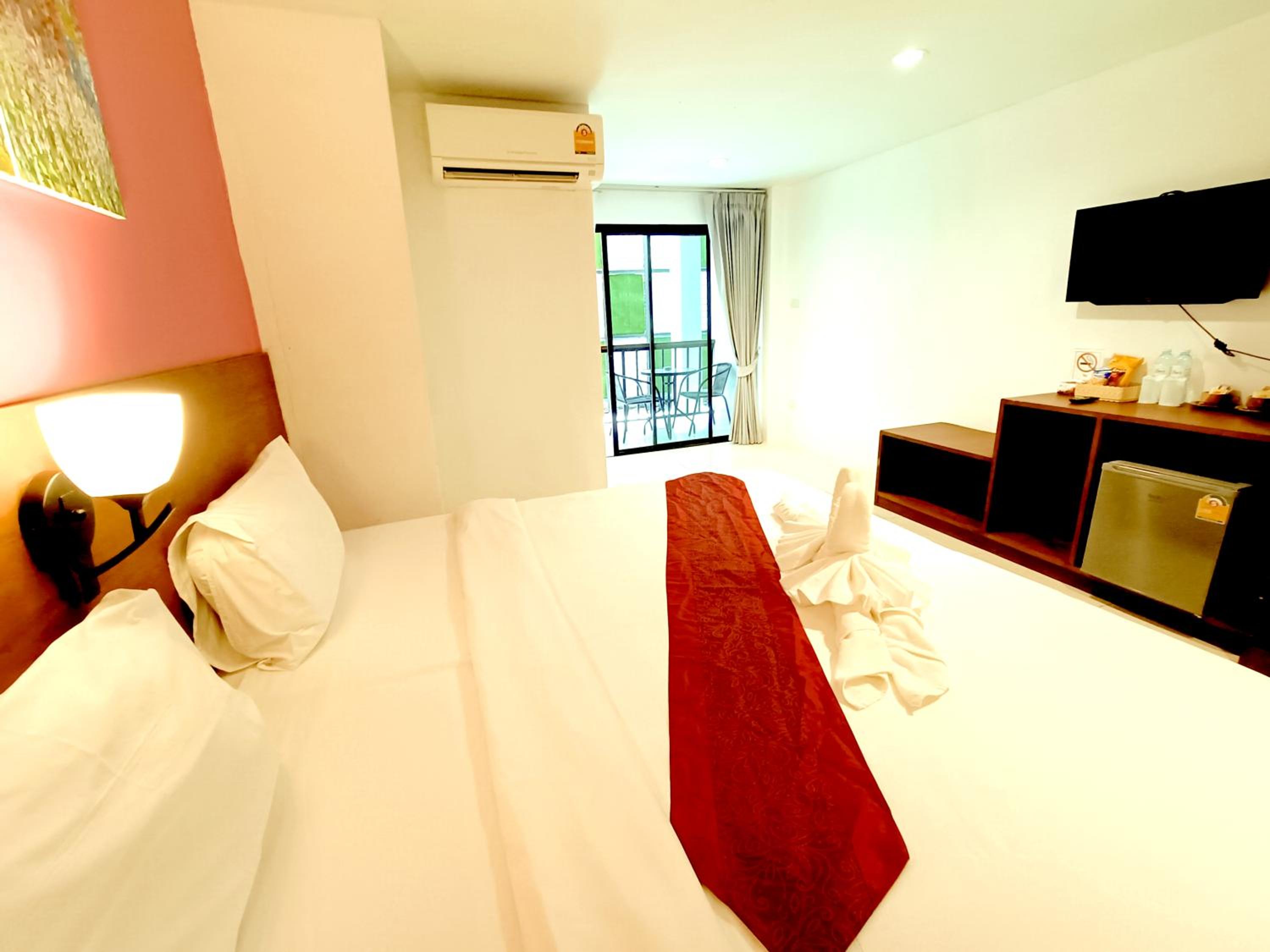 Standard Double or Twin Room - Photo 4