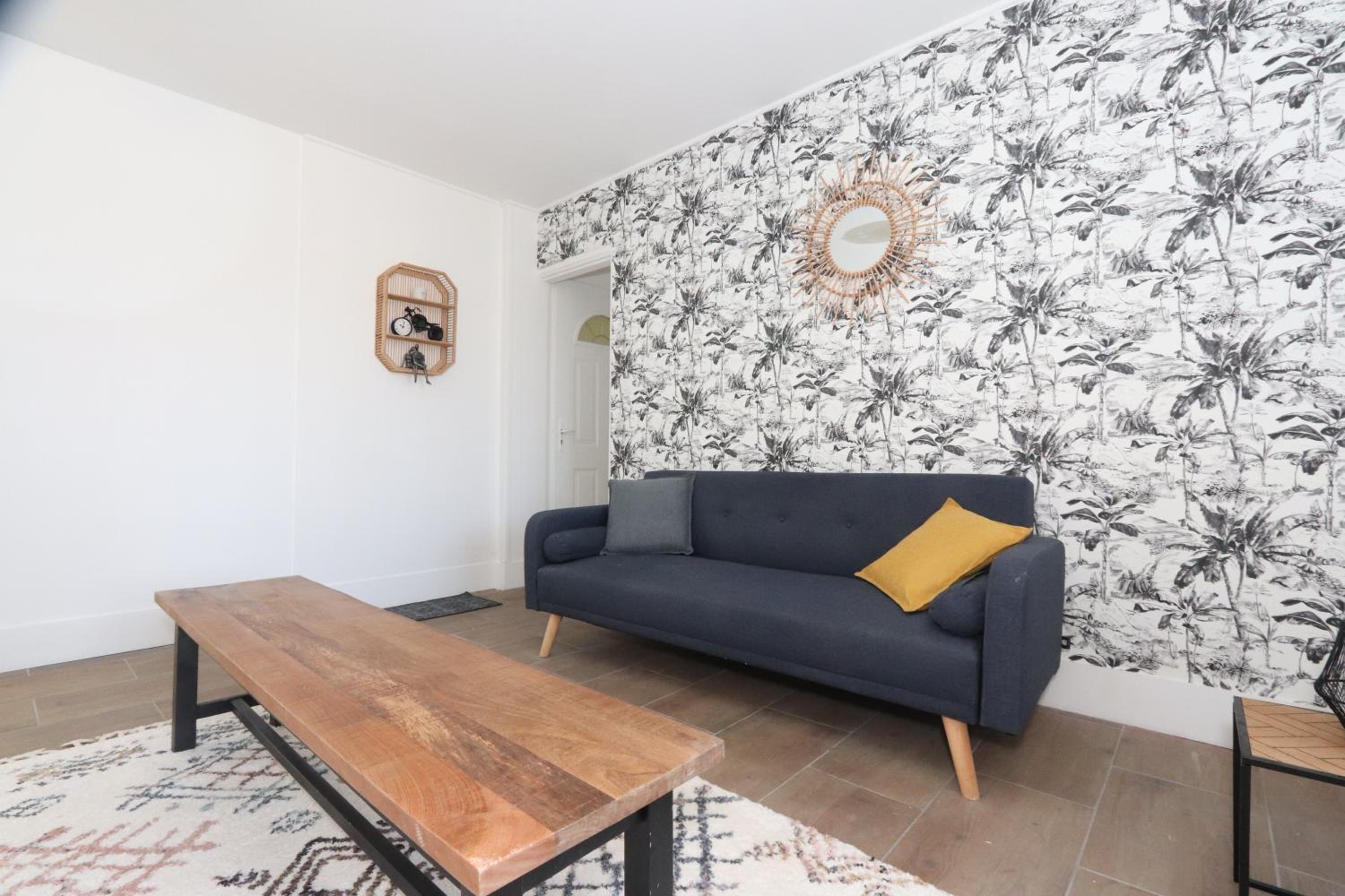 One-Bedroom Apartment