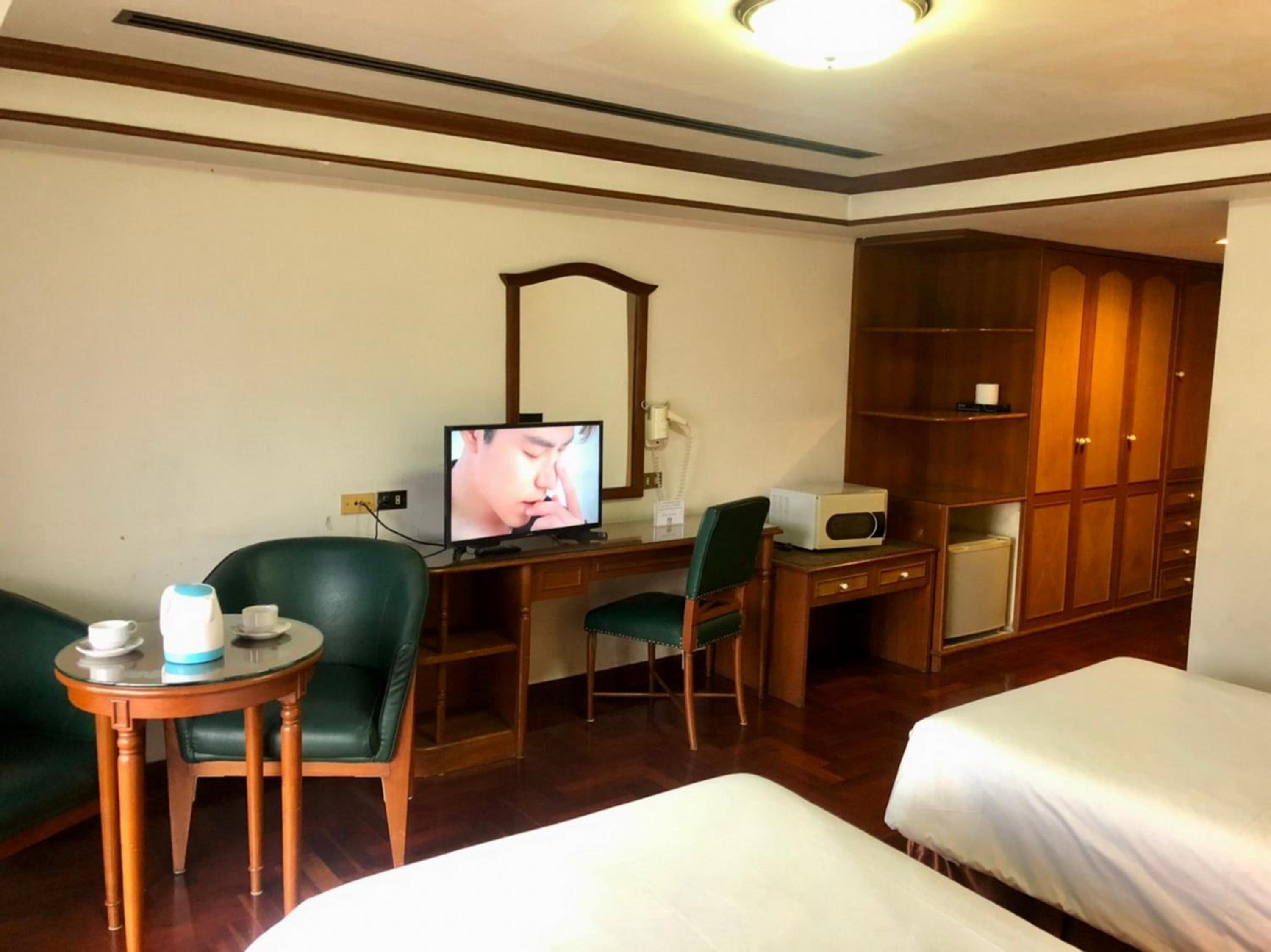 Super Deluxe Double or Twin Room photo 3