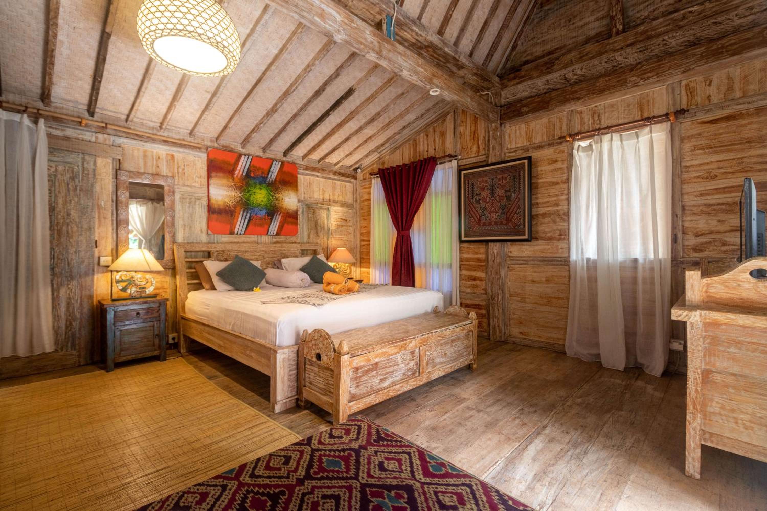 Deluxe Bungalow