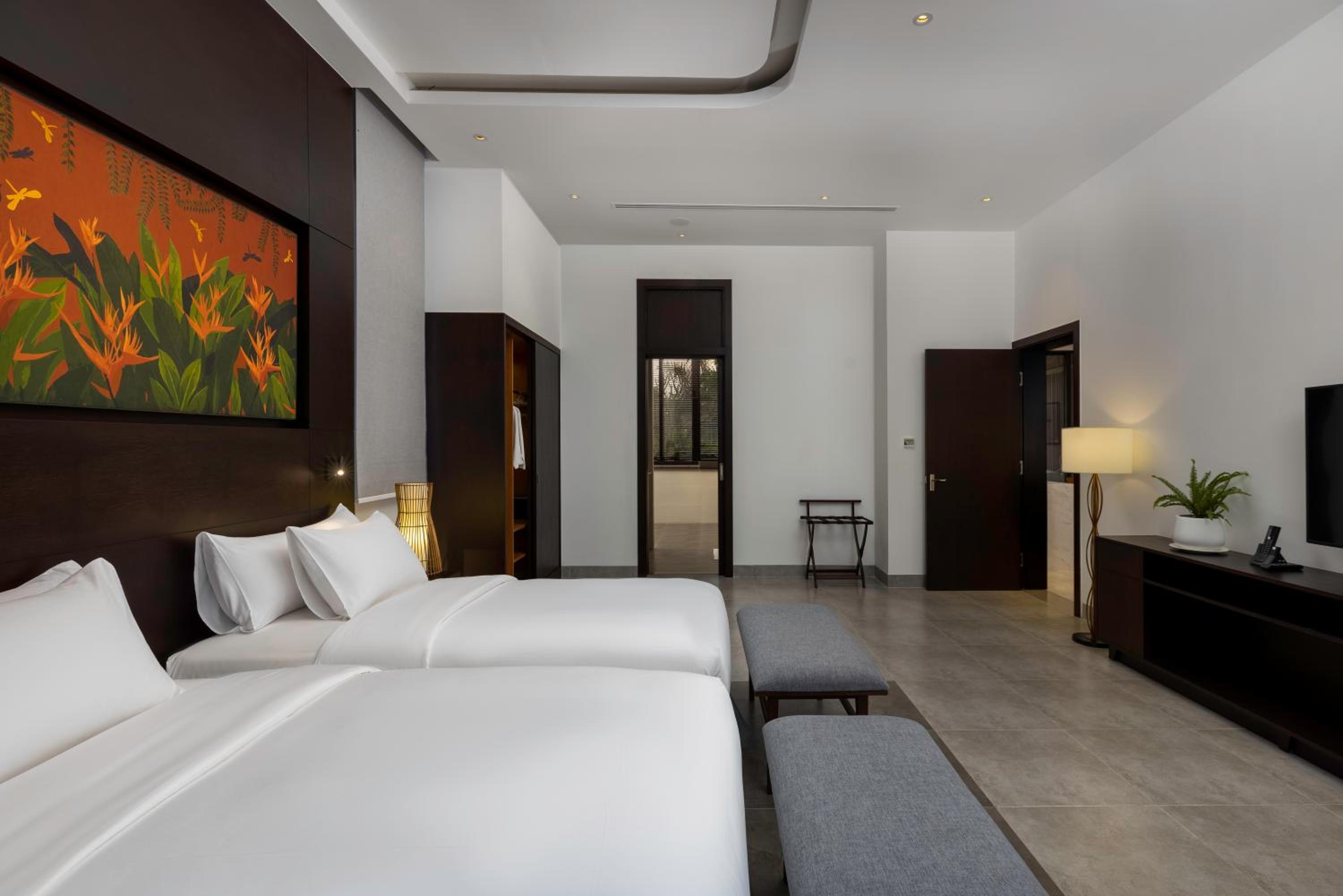 Two-Bedroom Pool Villa - Photo 11