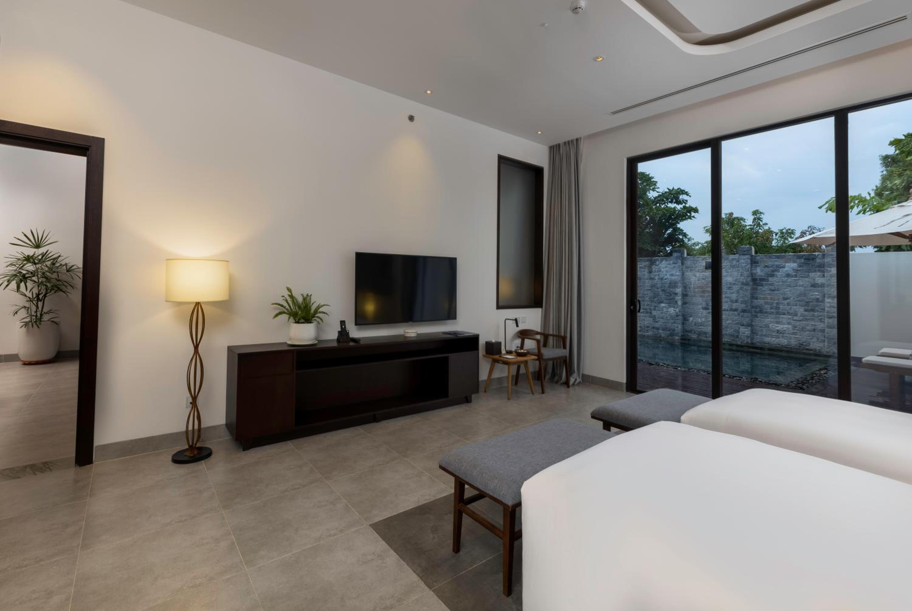 Two-Bedroom Pool Villa - Photo 10