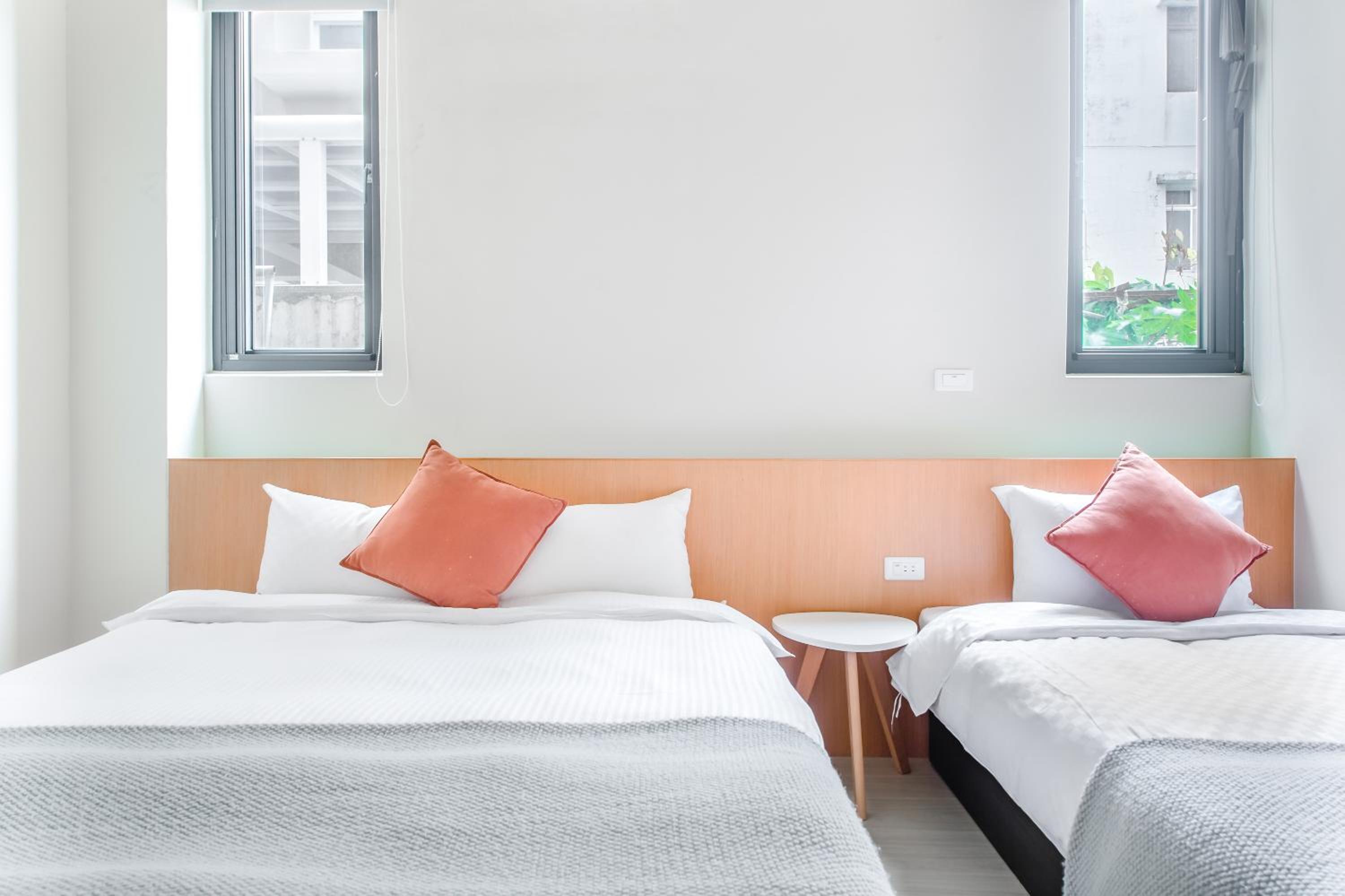 Double Room with Extra Bed photo 2