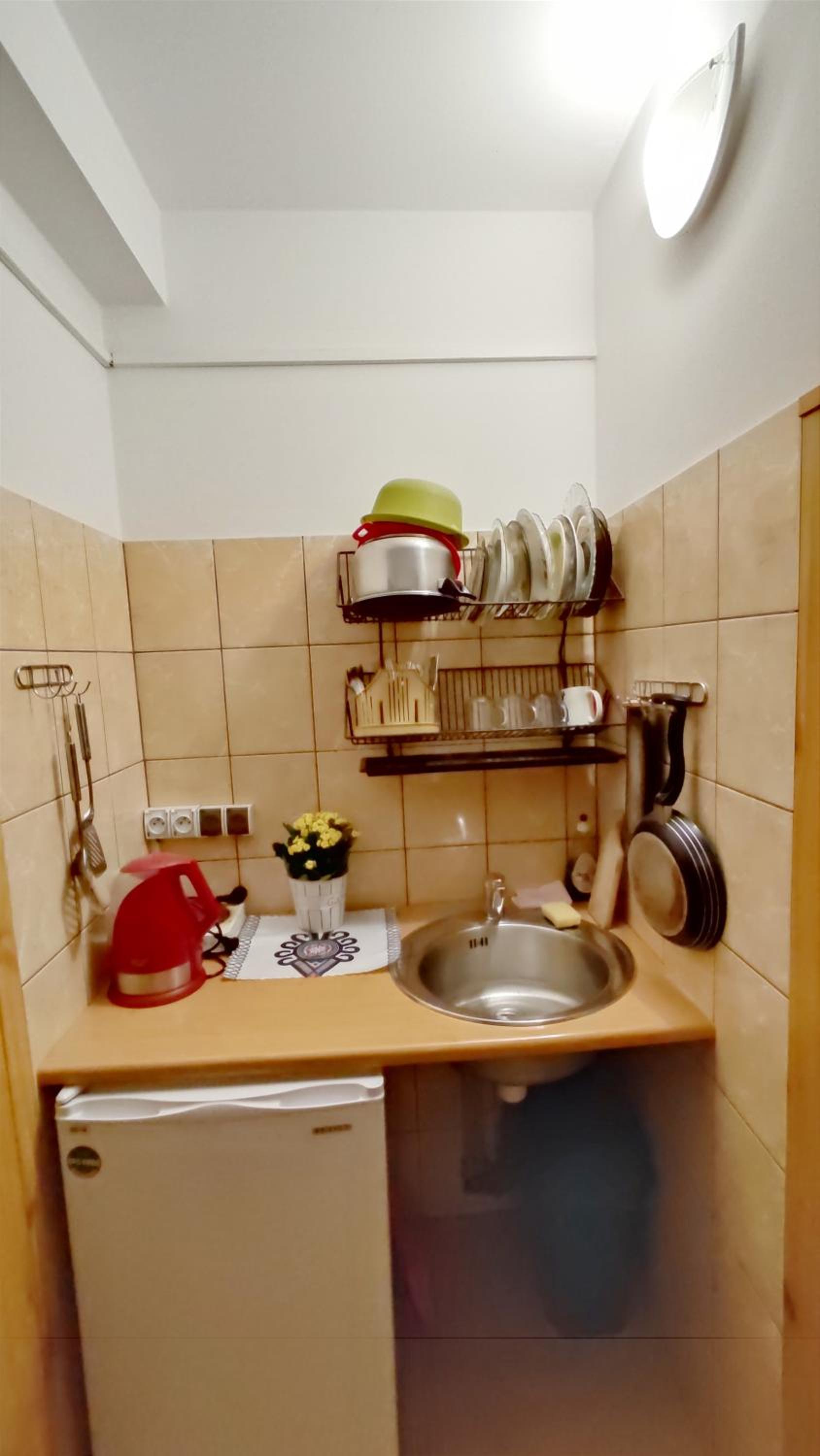 Quadruple Room with Private Bathroom photo 3