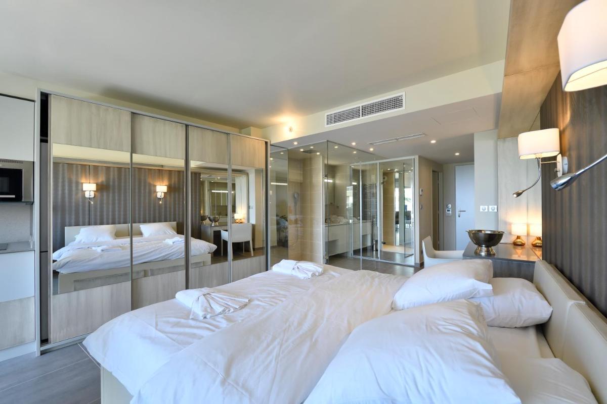 Junior Suite with Balcony