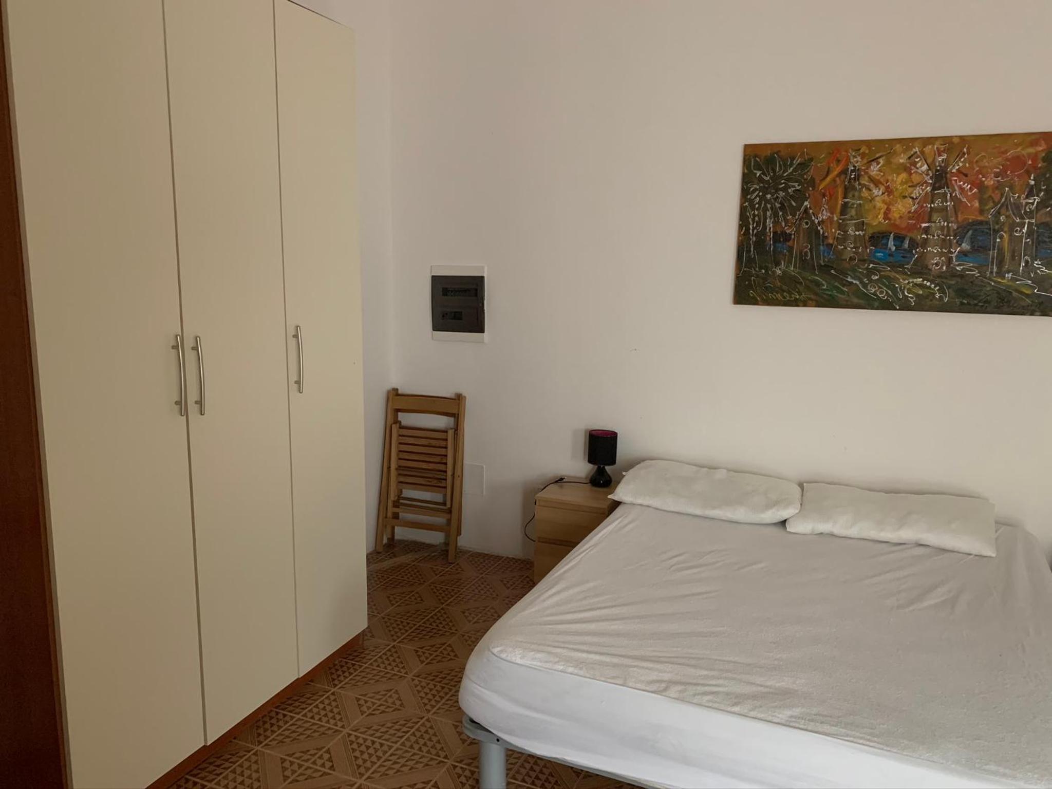 One-Bedroom House photo 1