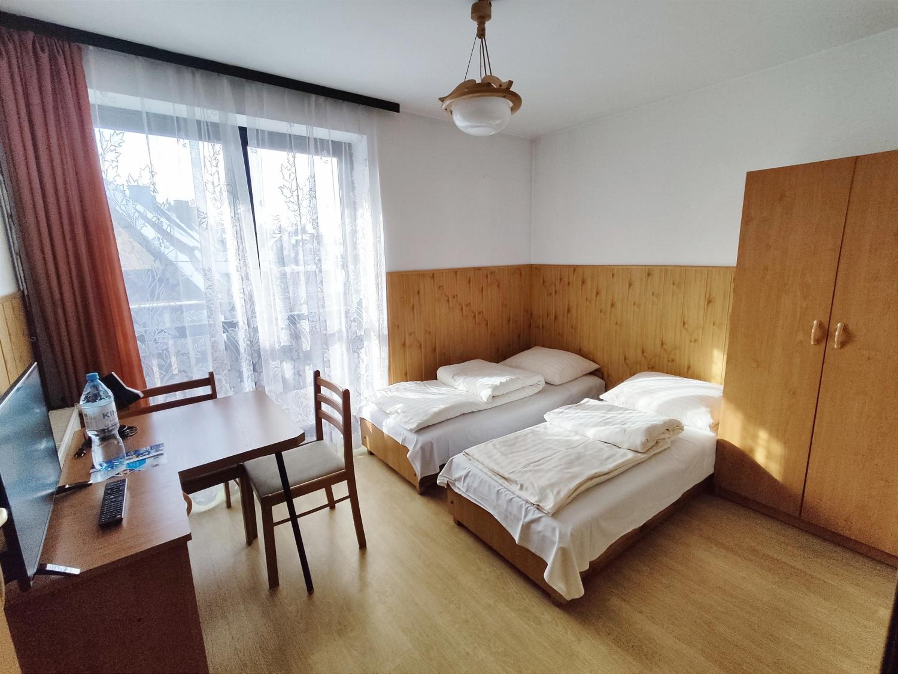 Twin Room with Private Bathroom