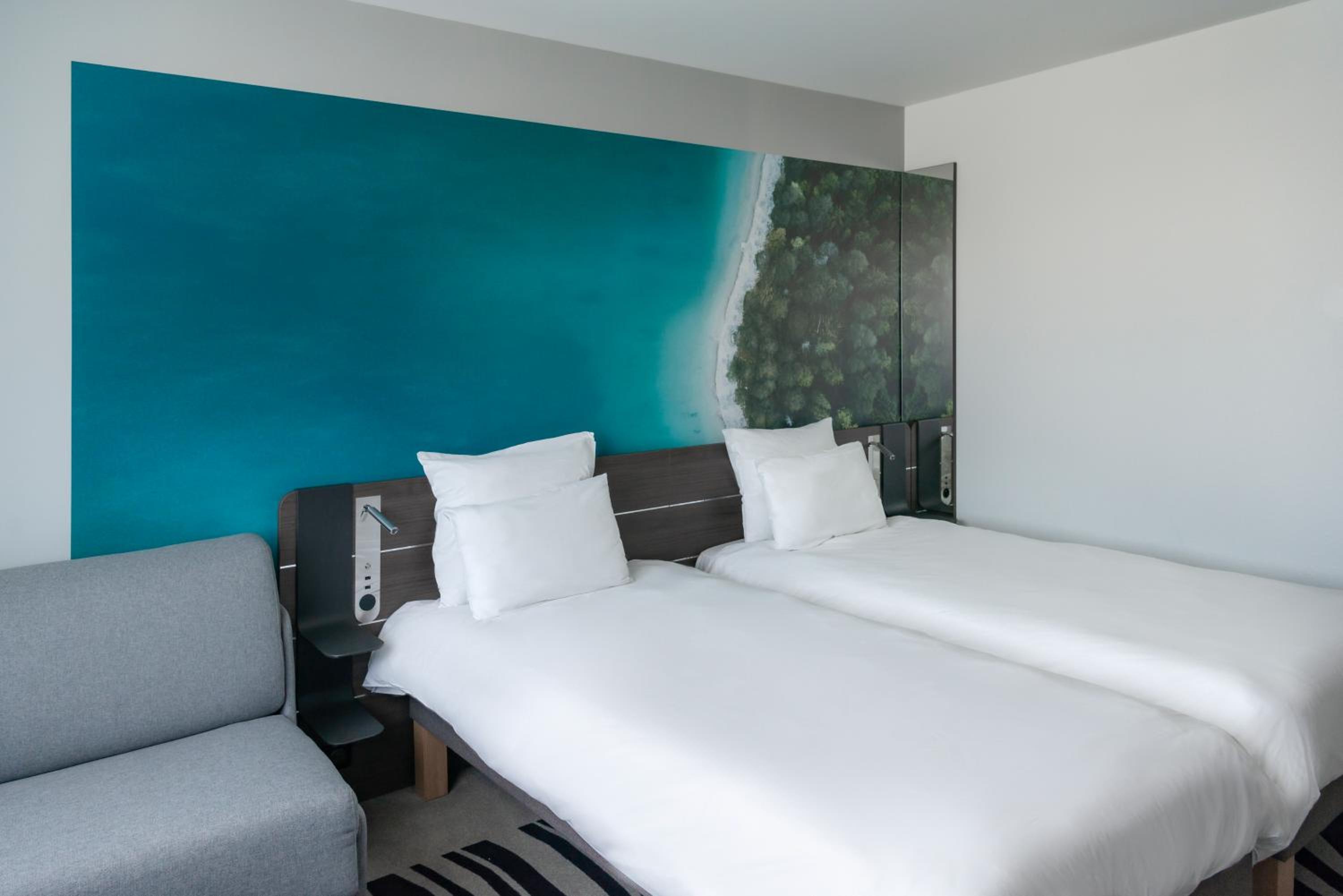 Classic Room -  Twin beds and One Sofa - Photo 13