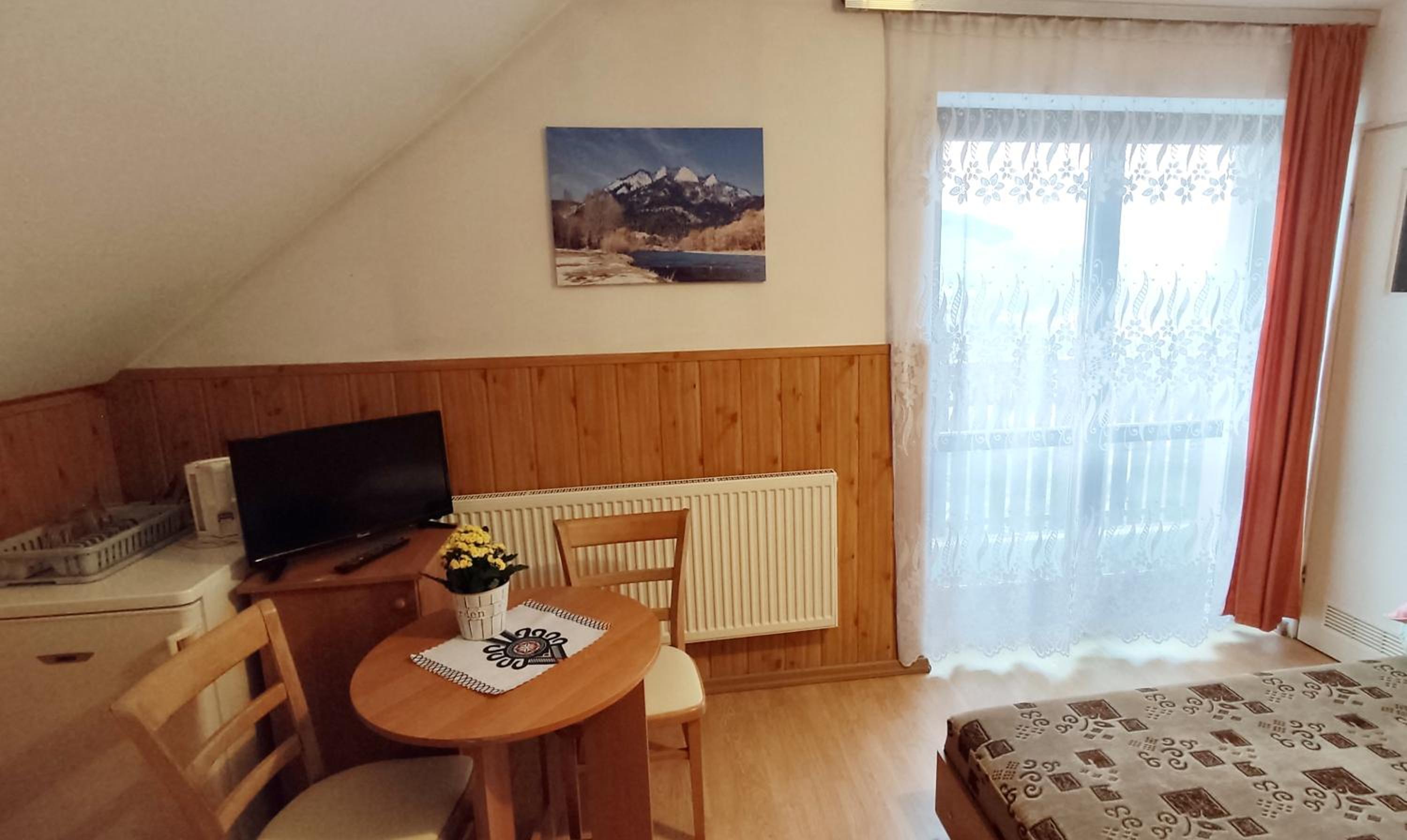 Double Room with Private Bathroom photo 1