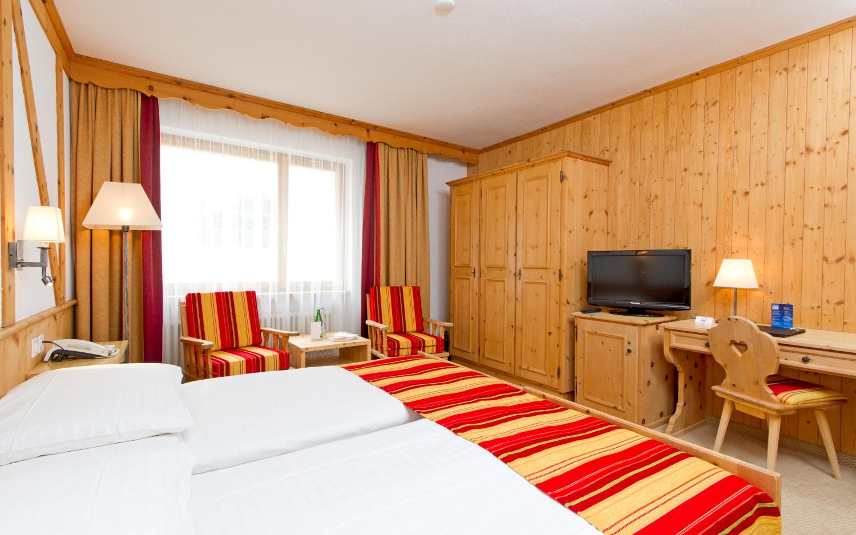 Economy Double Room - Photo 8