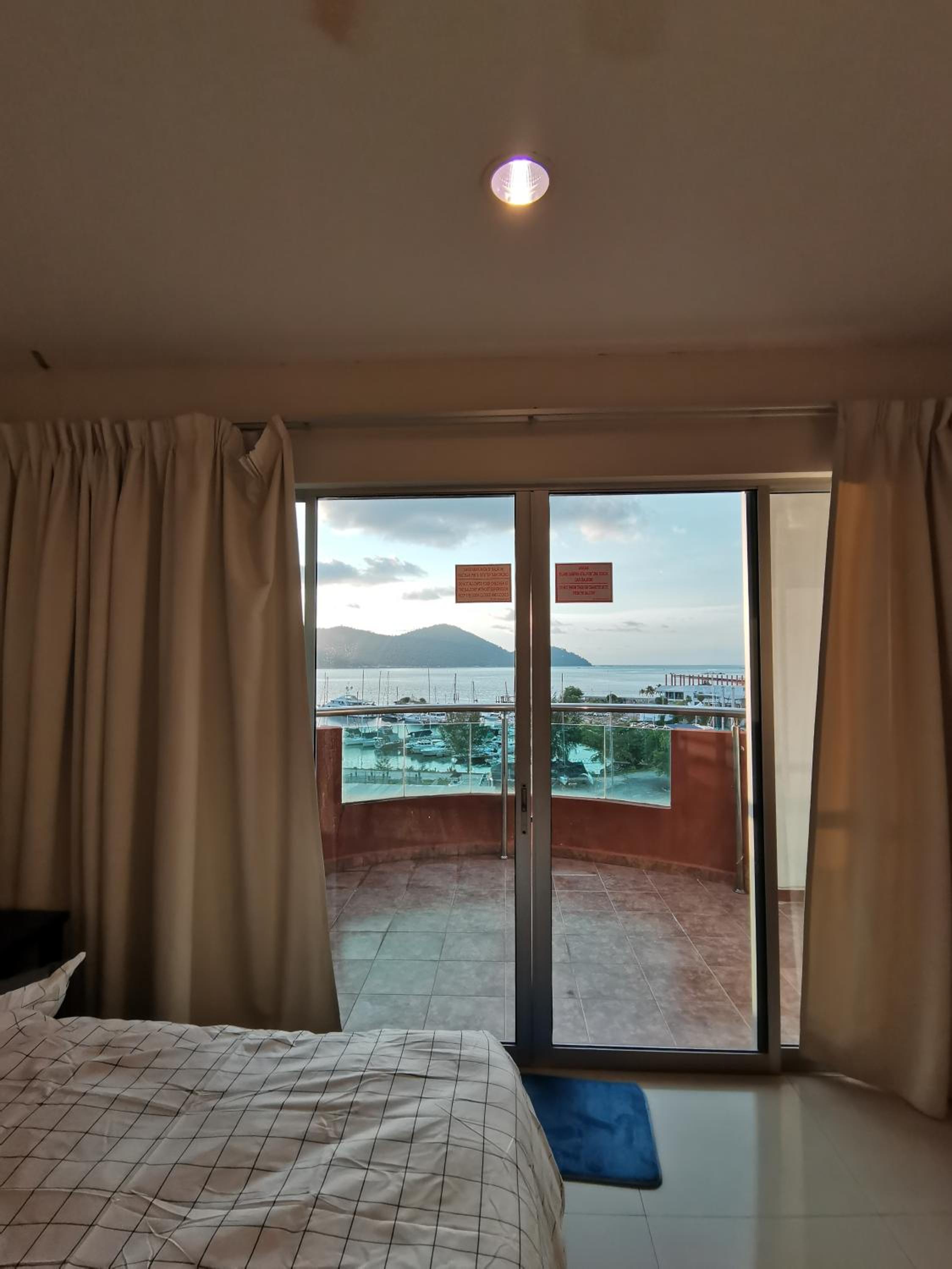 Two-Bedroom Apartment - Photo 9