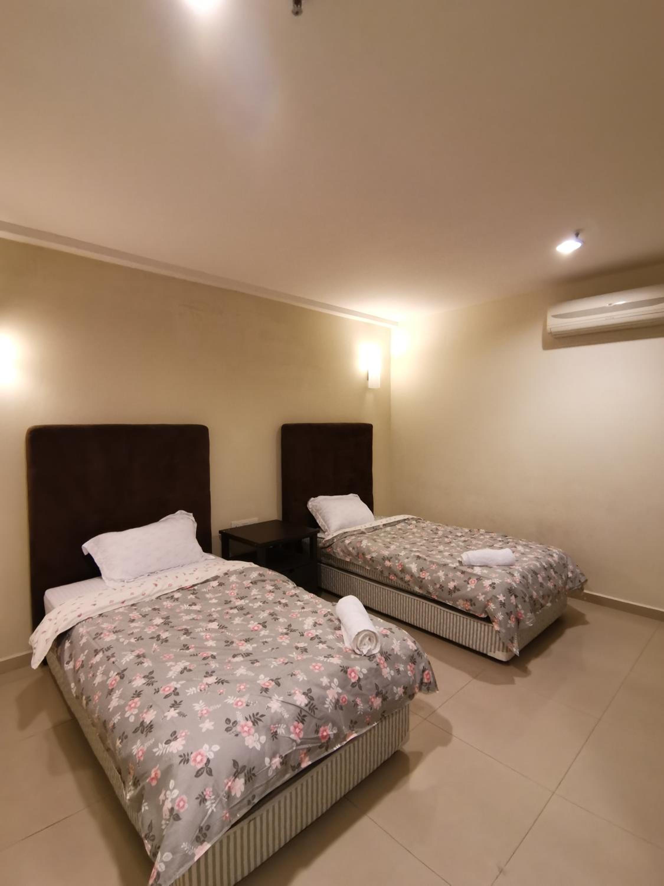 Two-Bedroom Apartment - Photo 3