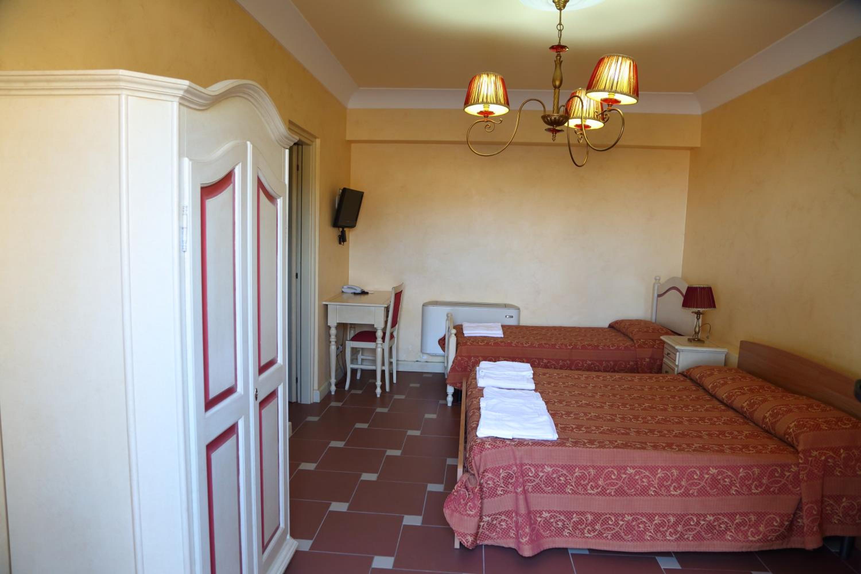 Triple Room photo 1