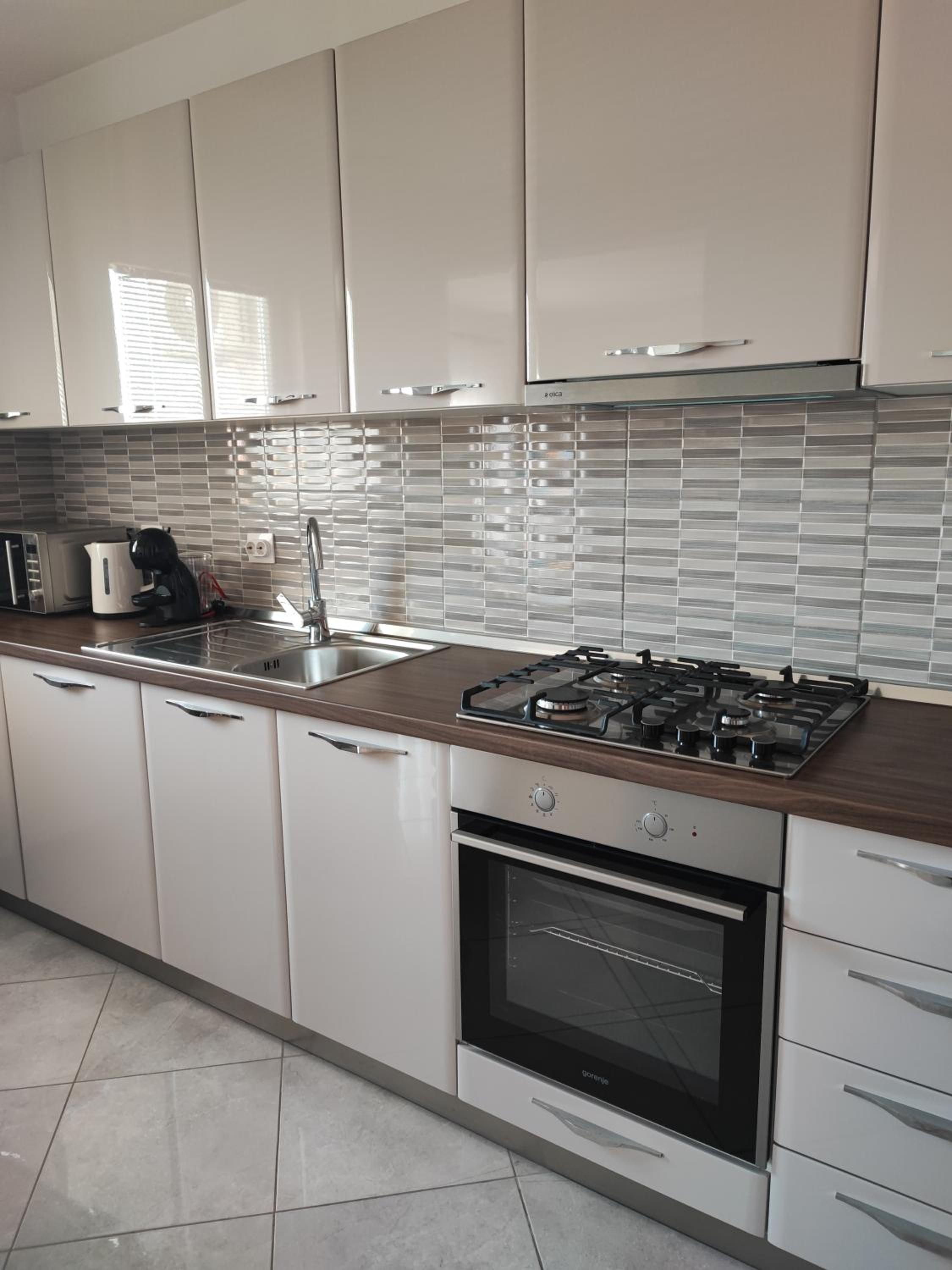 Apartment - Photo 8