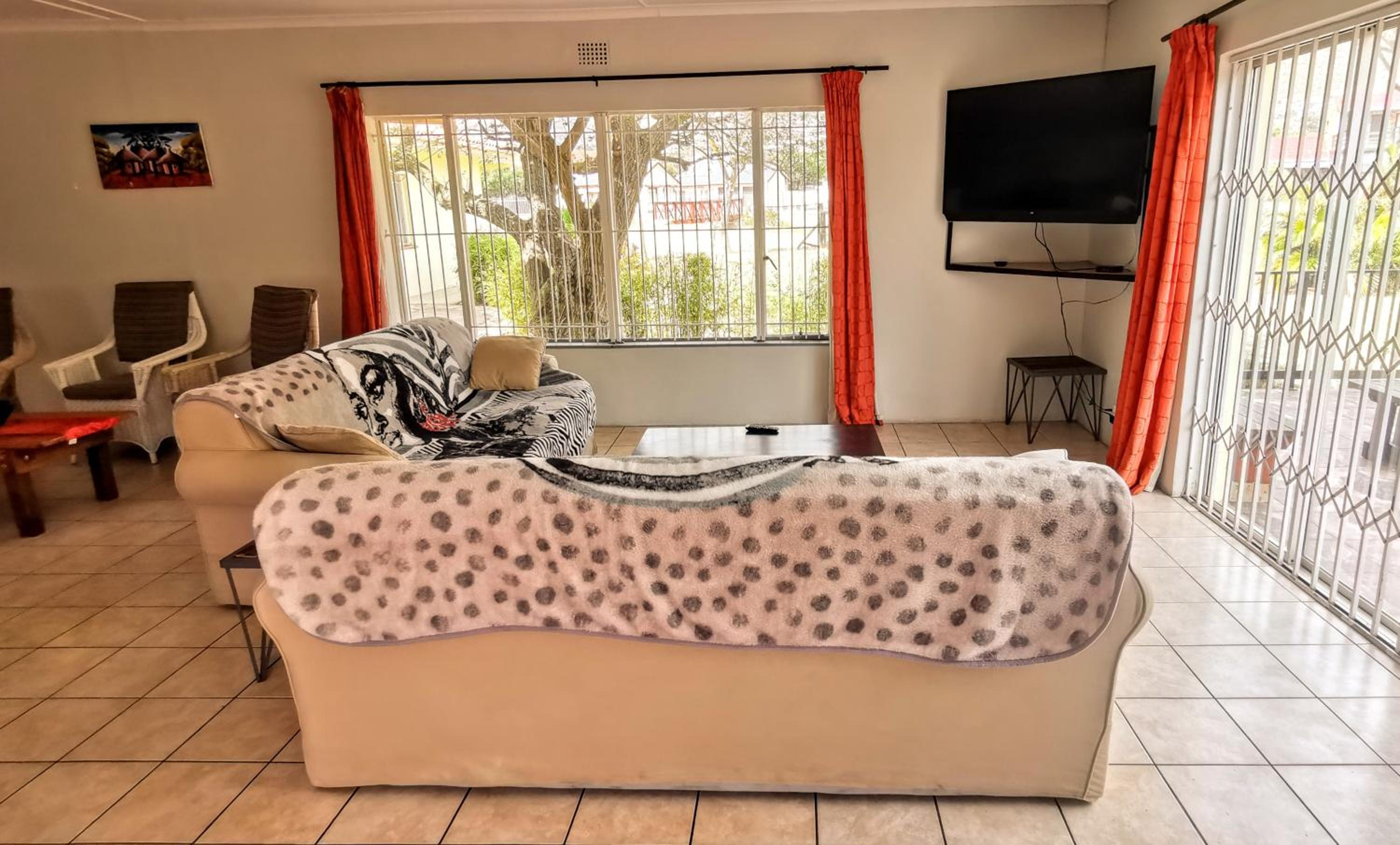 Villa with Garden View - Photo 23