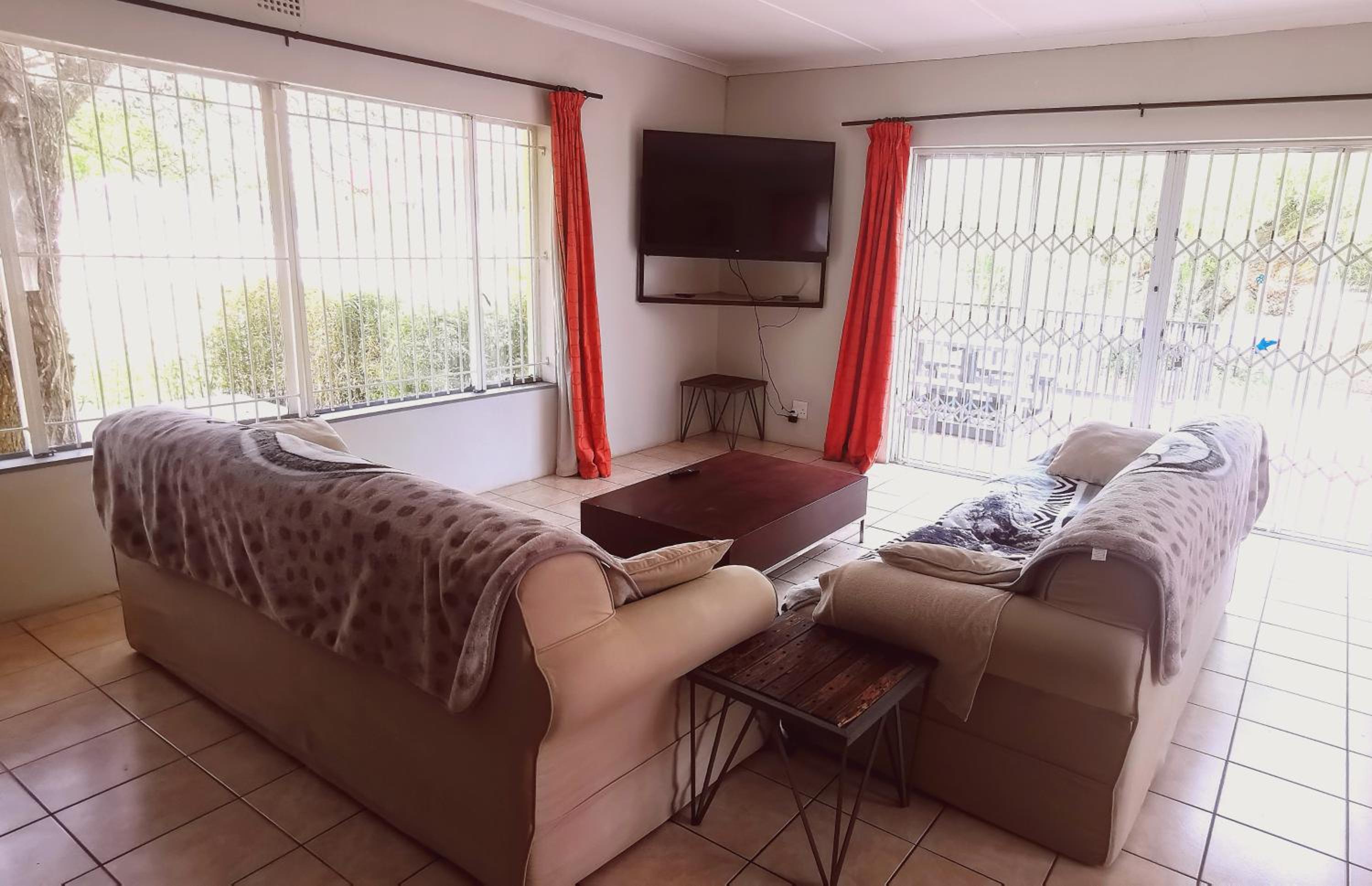 Villa with Garden View - Photo 24